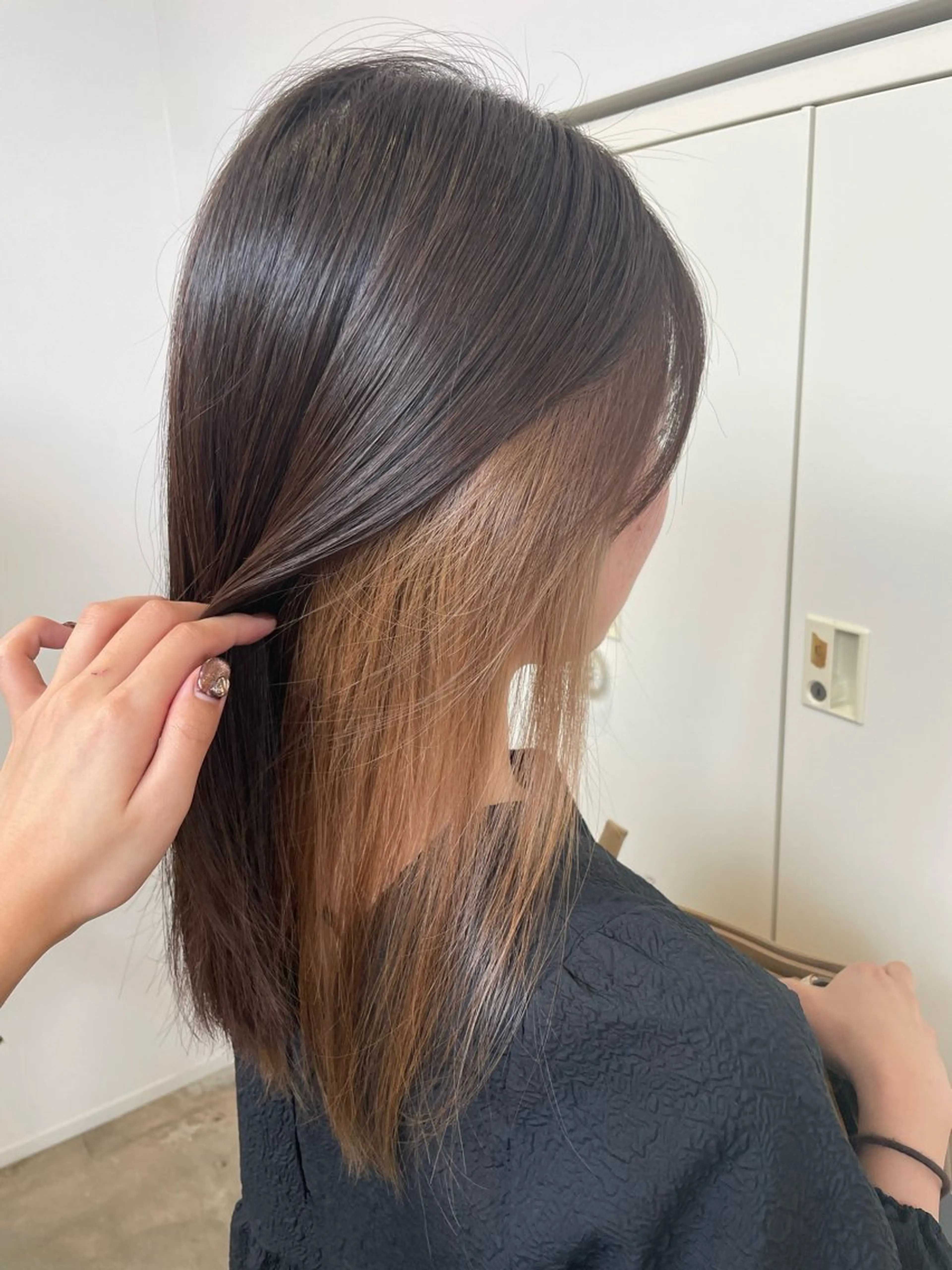 セミロング 吉川 莉央のヘアスタイル
