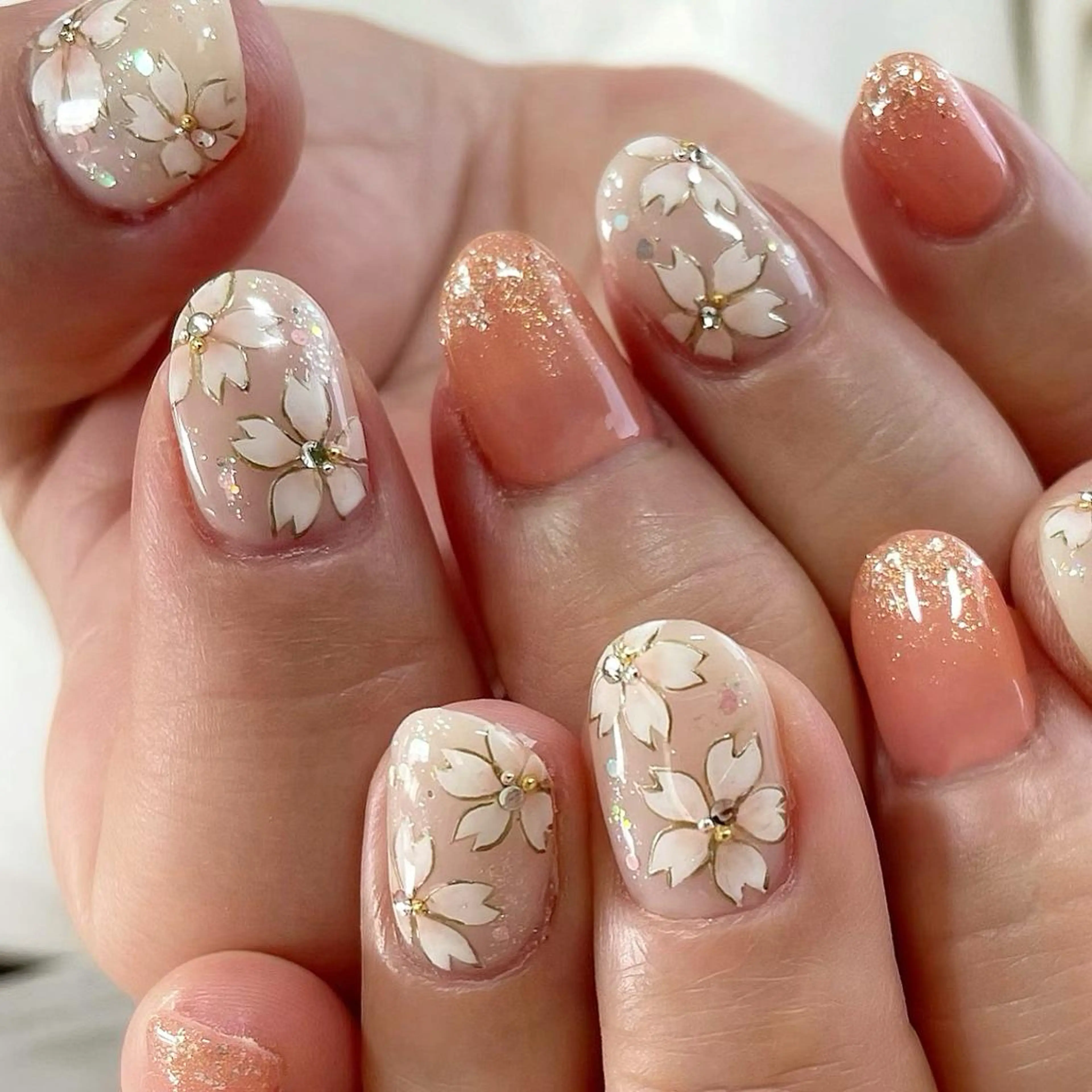 ネイル ジェルネイル 東 千夏のネイルデザイン