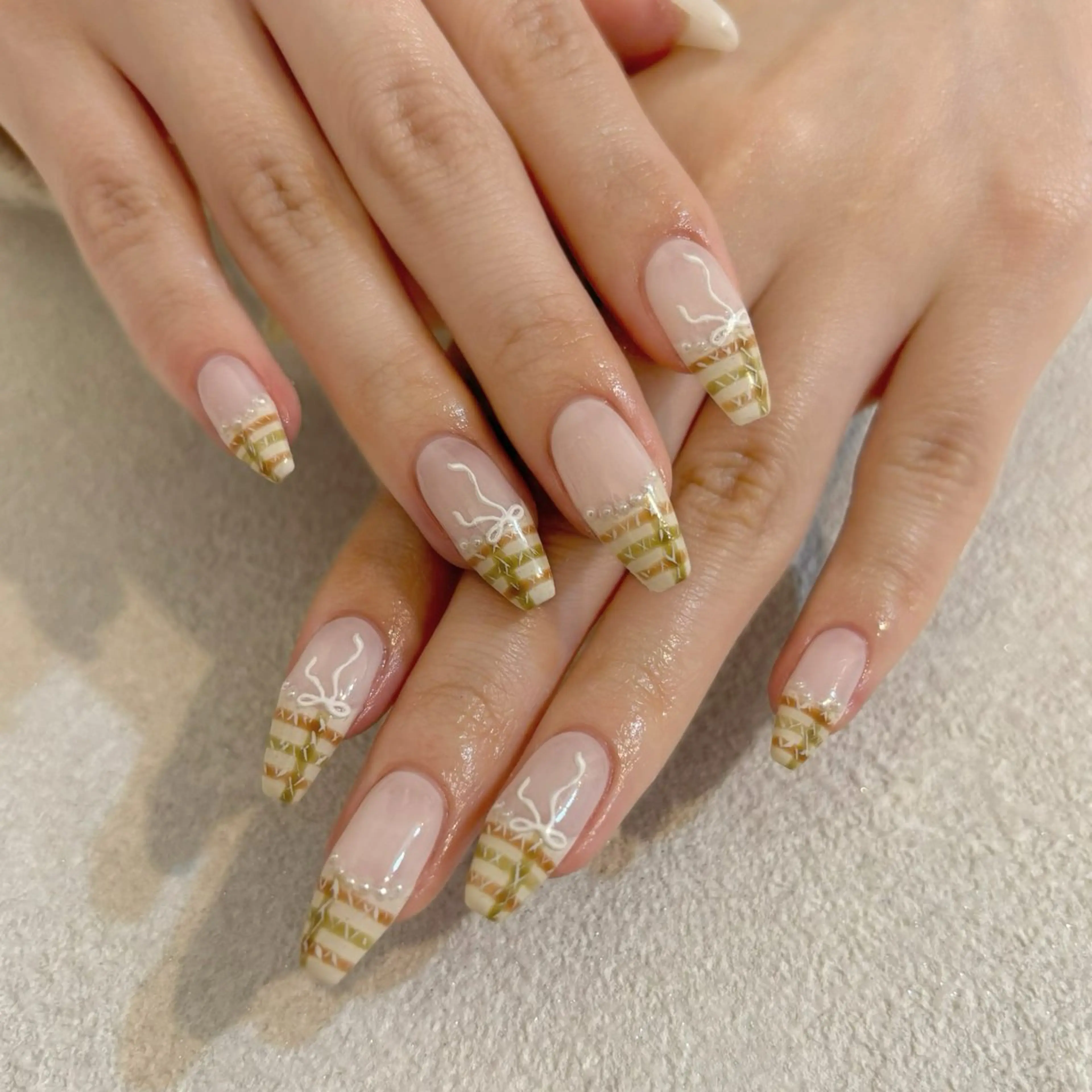 セミロング ハンドネイル nanami 🐣のネイルデザイン