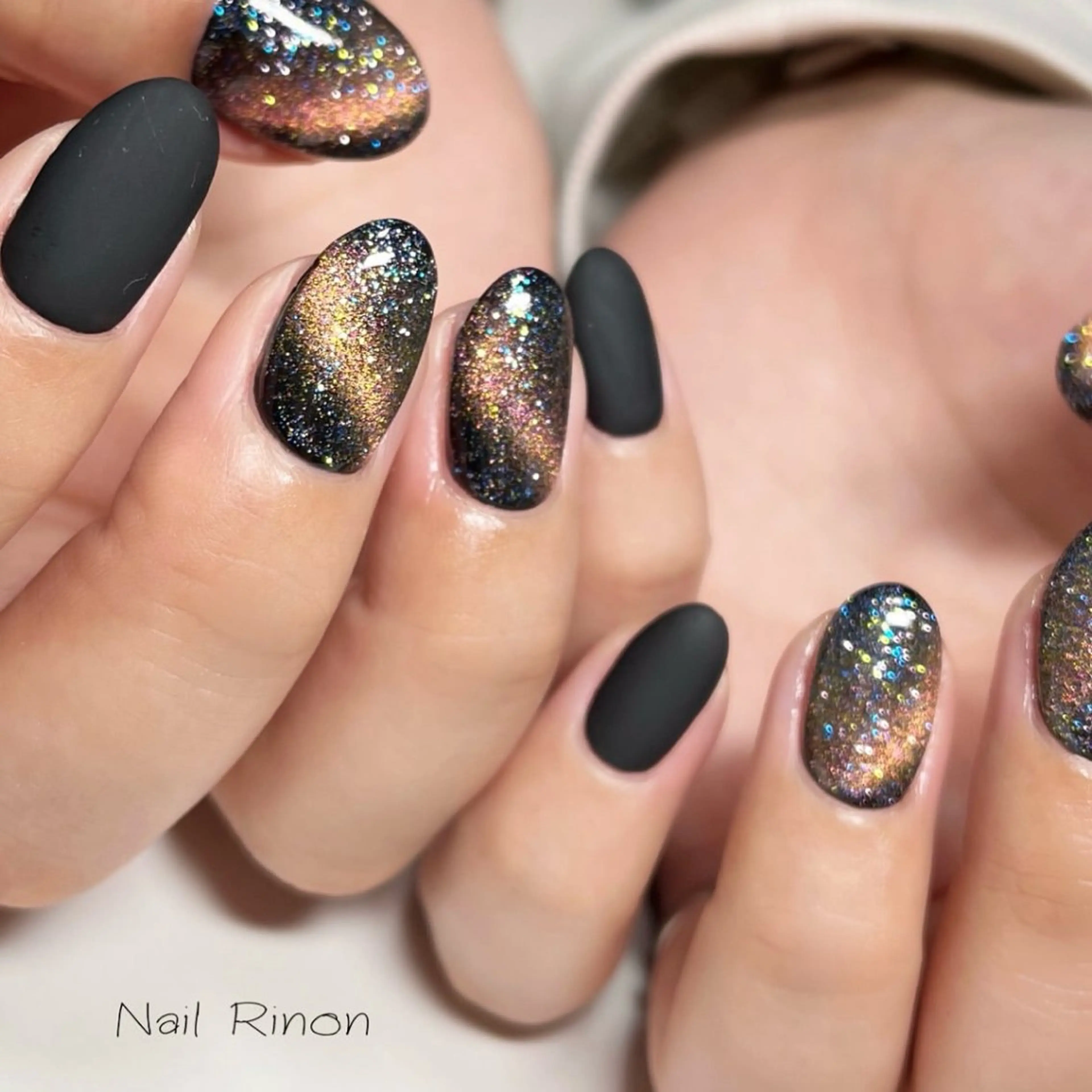 ネイル マグネットネイル ハンドネイル Nail Rinonのネイルデザイン