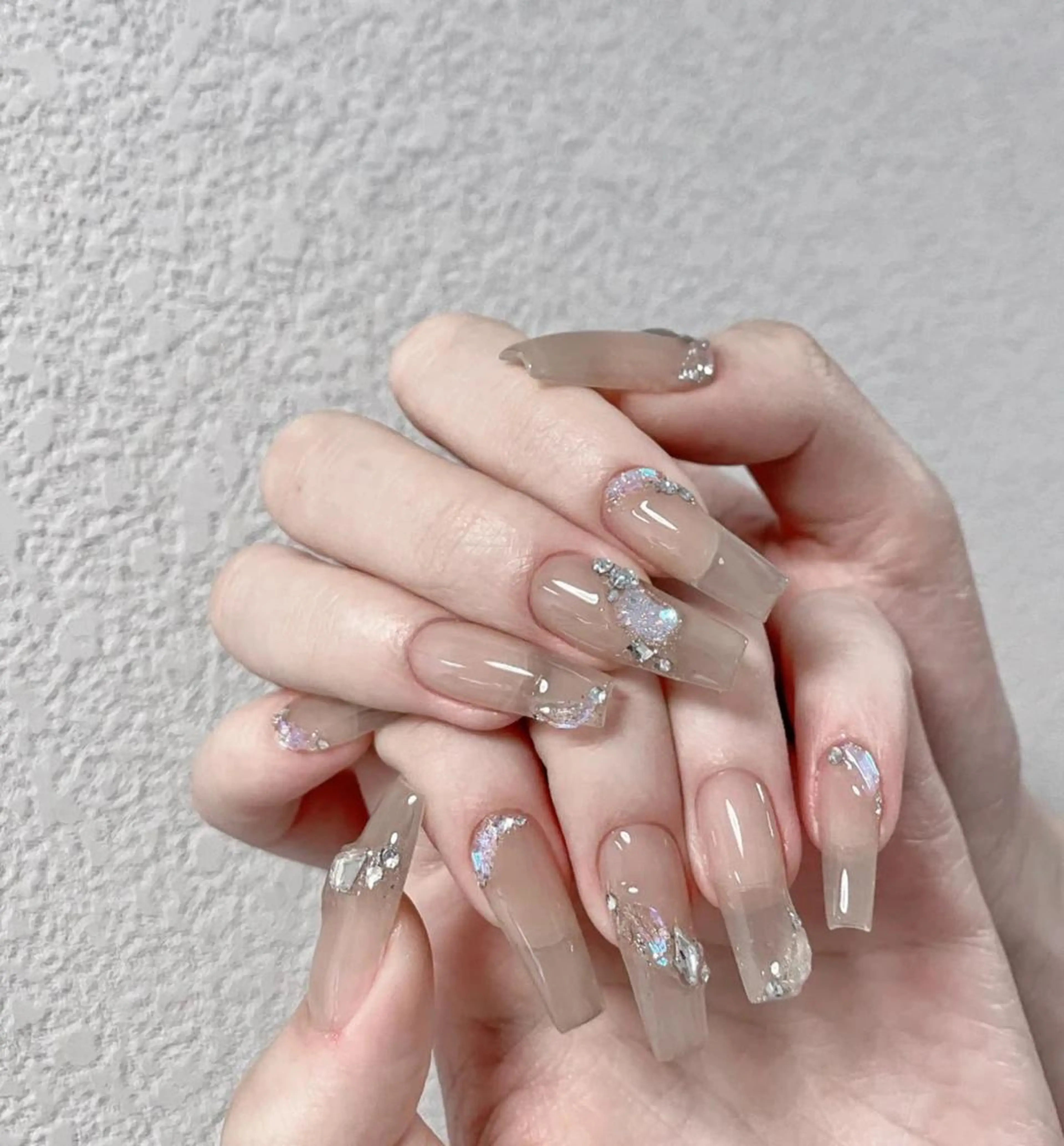 ネイル ネイルチップ Queens ひなのネイルデザイン