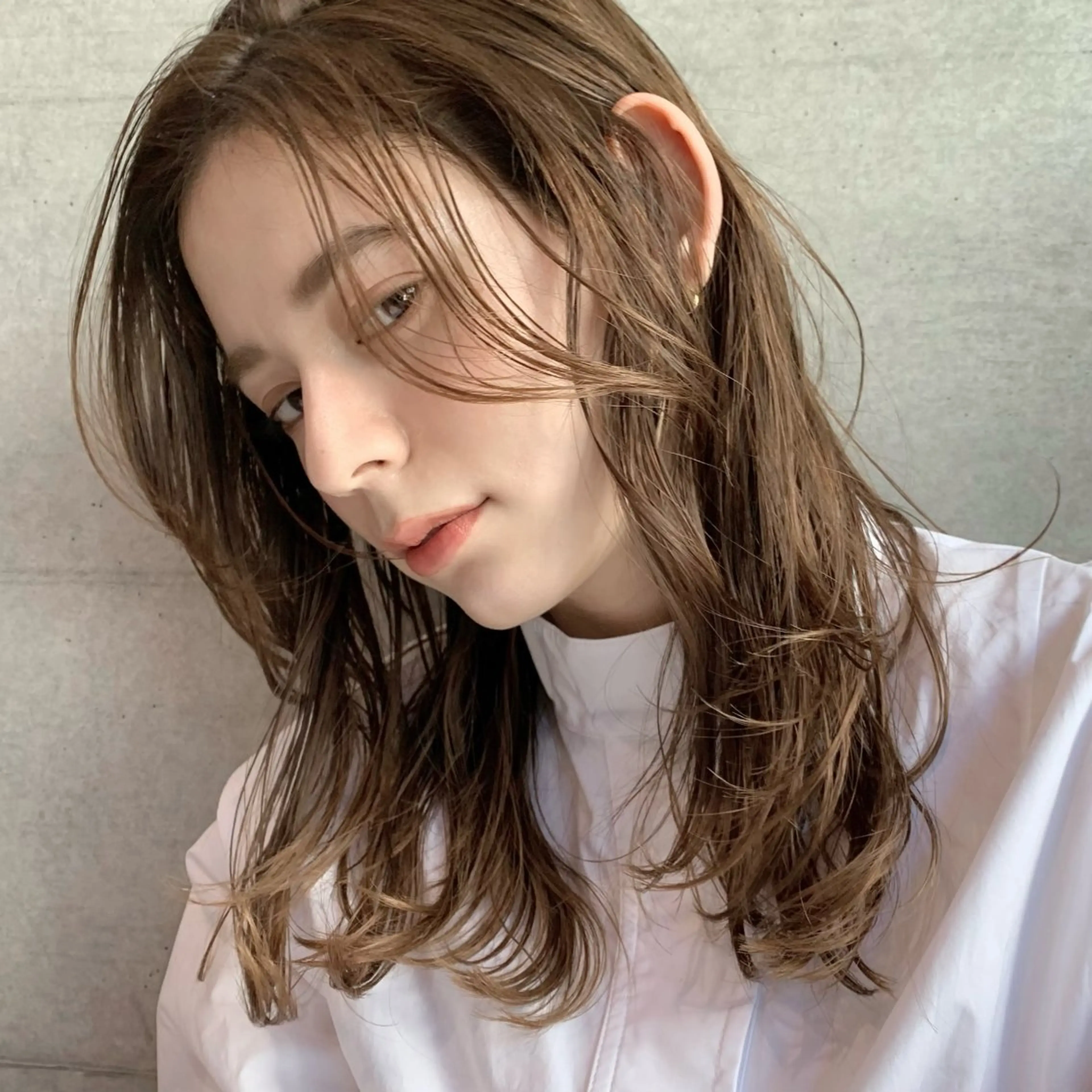 ミディアム レイヤーカット カット ヘアカラー オシャレ髪✔️ 店長オオキアキヒロのヘアスタイル