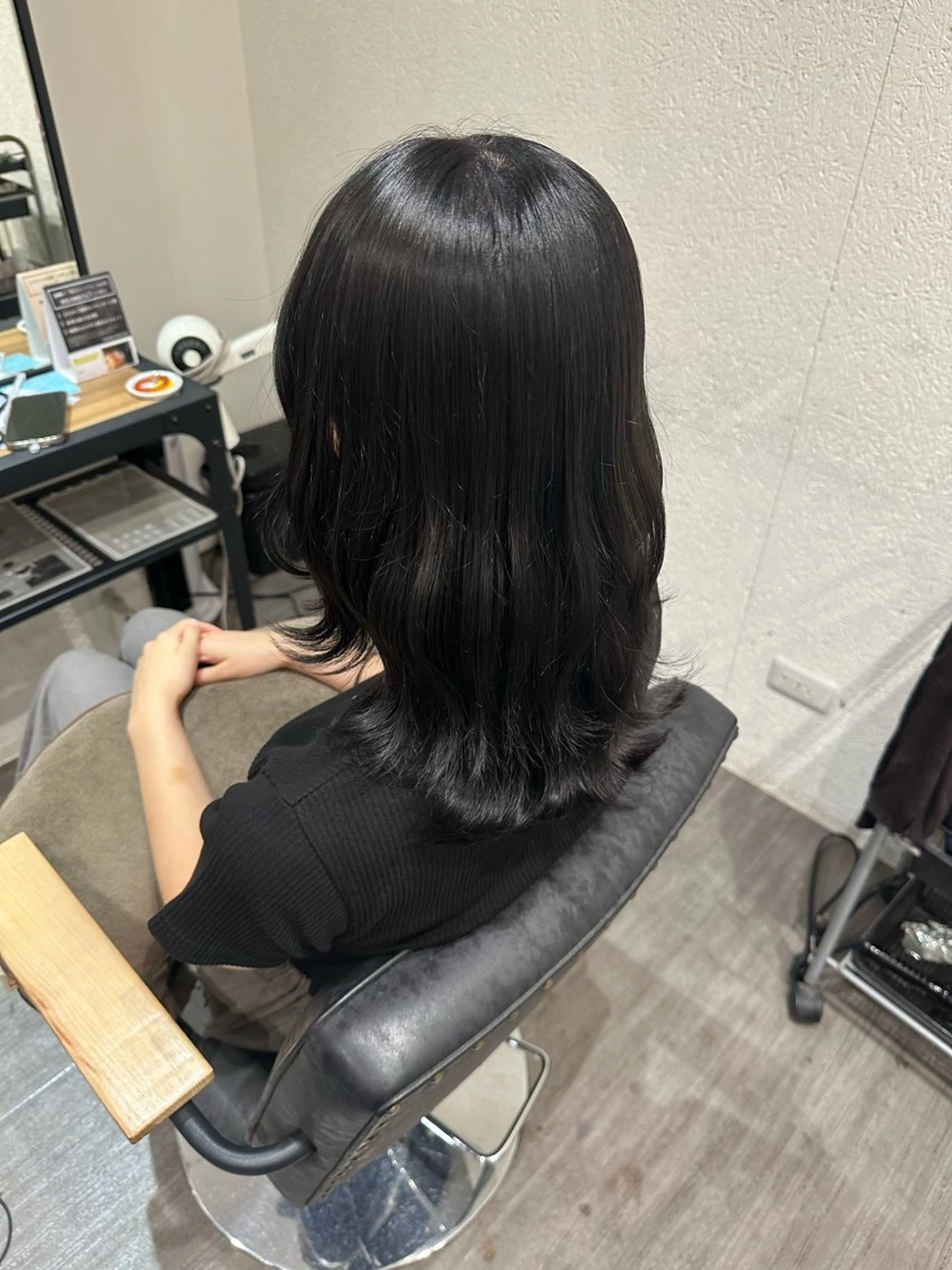 セミロング カラー 黒髪 カット ヘアカラー トリートメント 艶髪レイヤー上田 紗也🇰🇷💗のヘアスタイル