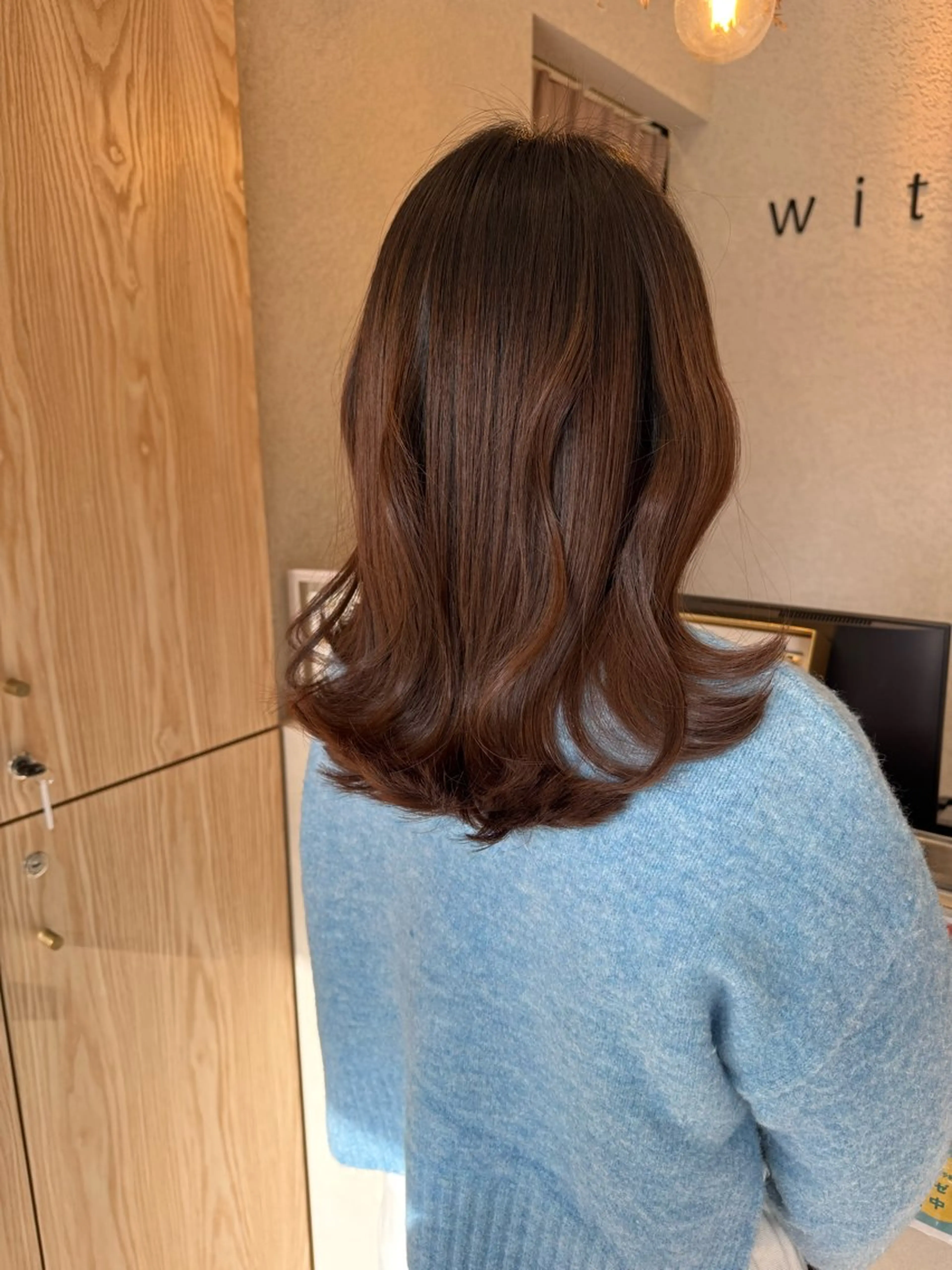 セミロング カラー カット トリートメント ヘッドスパ 蟹江 聡太✨レイヤーカットのヘアスタイル