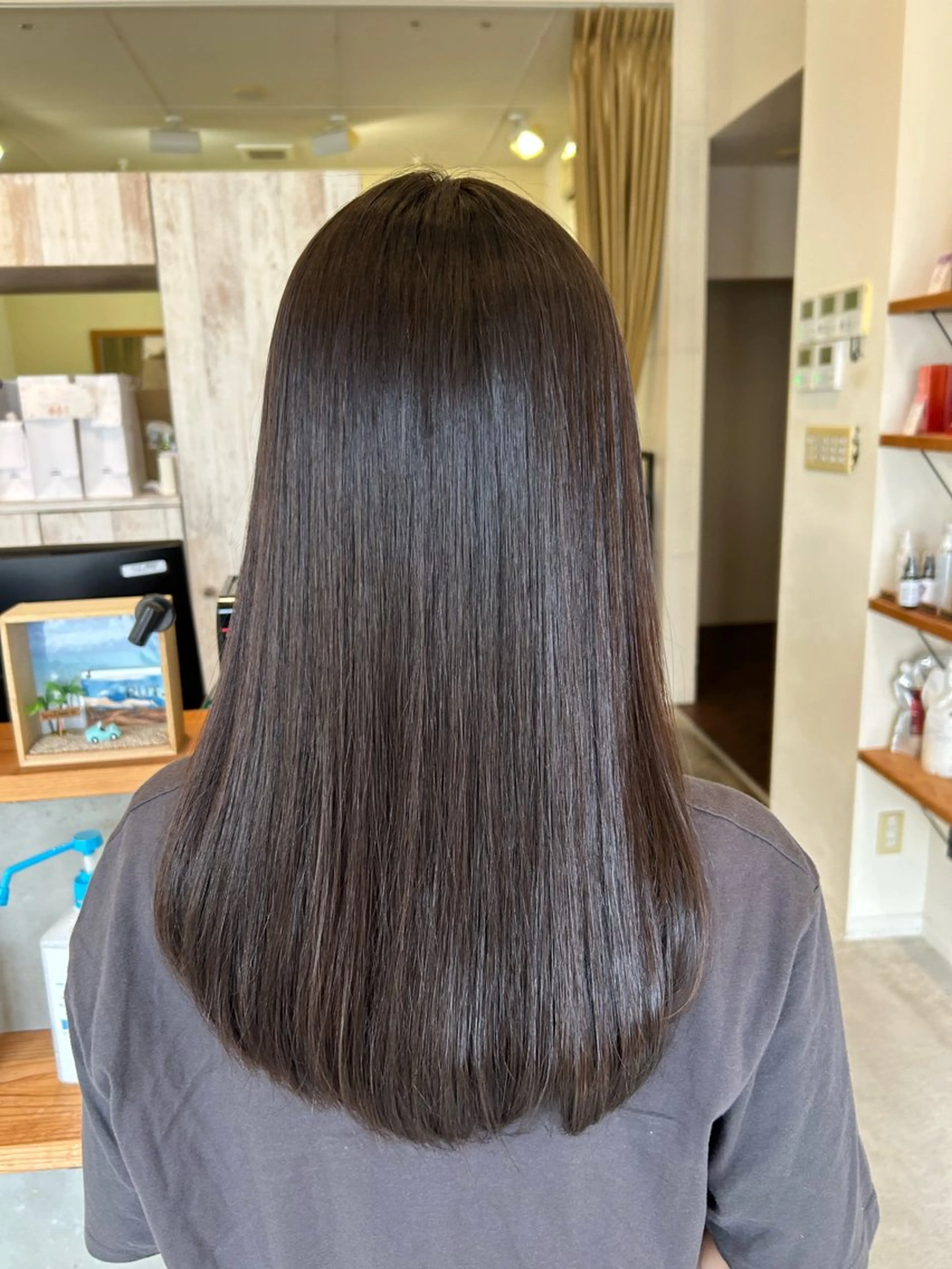 ロング 髪質改善 縮毛矯正 康本 瑞季のヘアスタイル