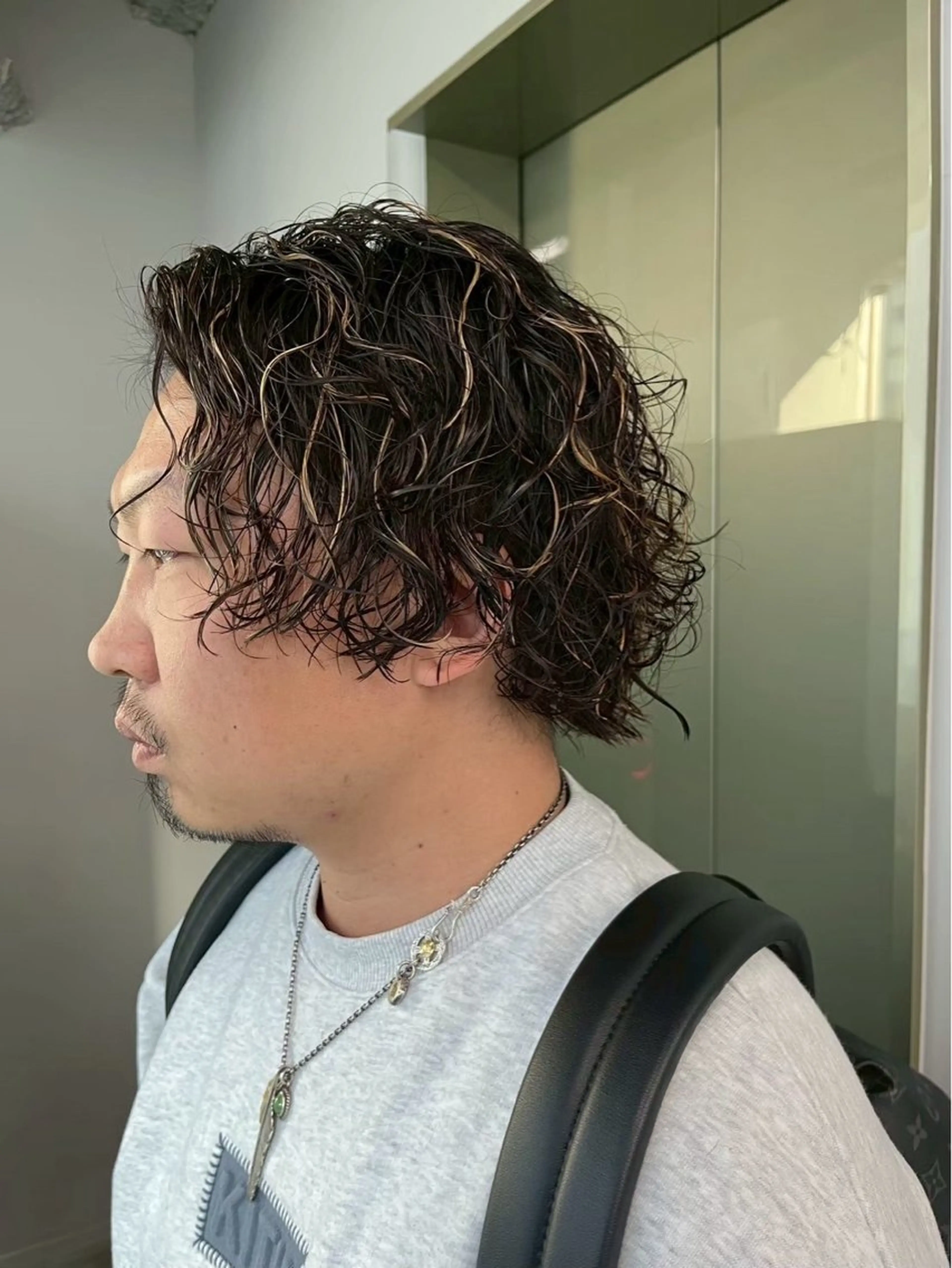 ミディアム パーマ メンズ 博多メンズヘア特化 ベップハルキのヘアスタイル