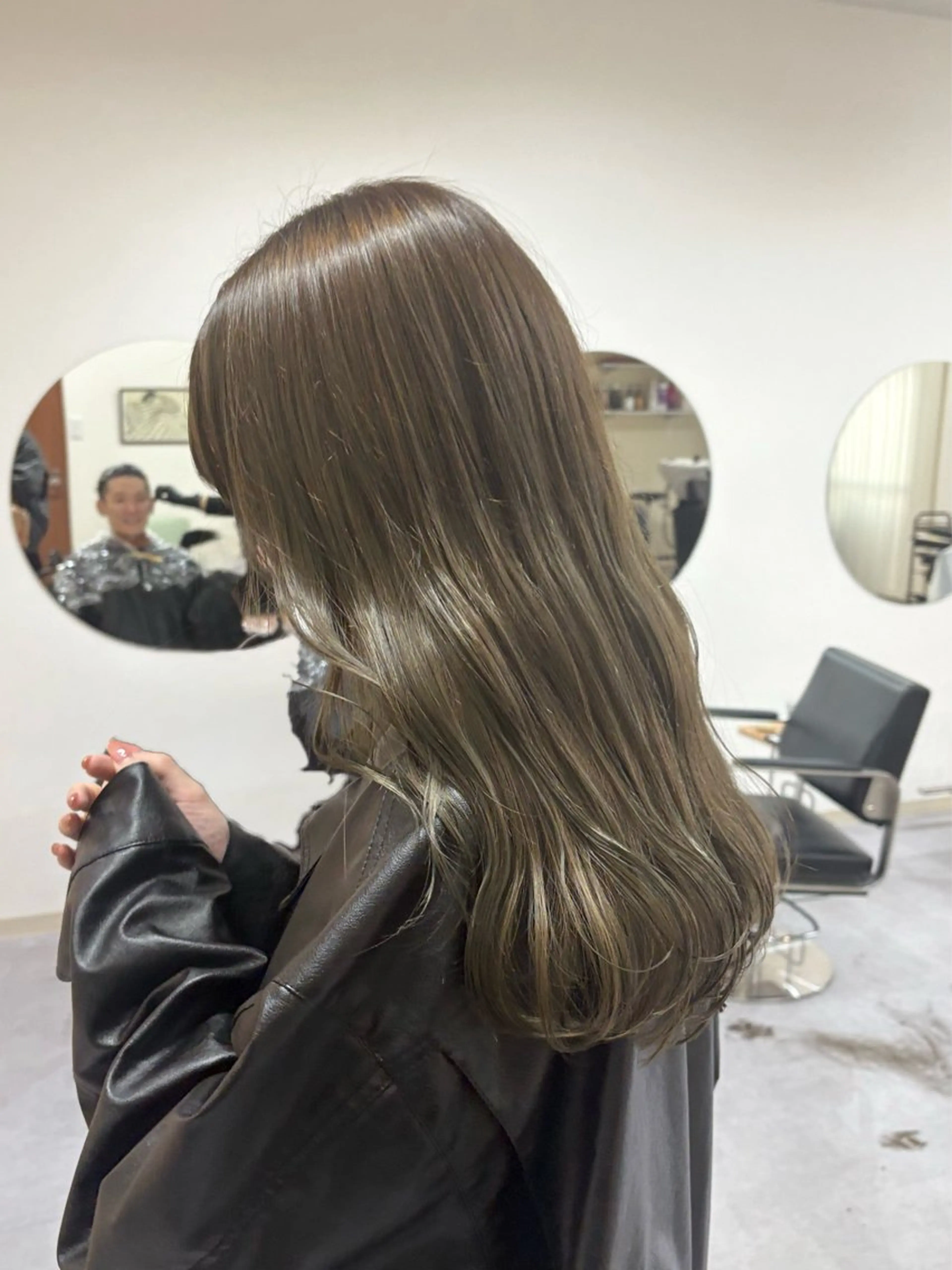 【当日限定】似合わせカット+透明感カラー+超音波TRの写真