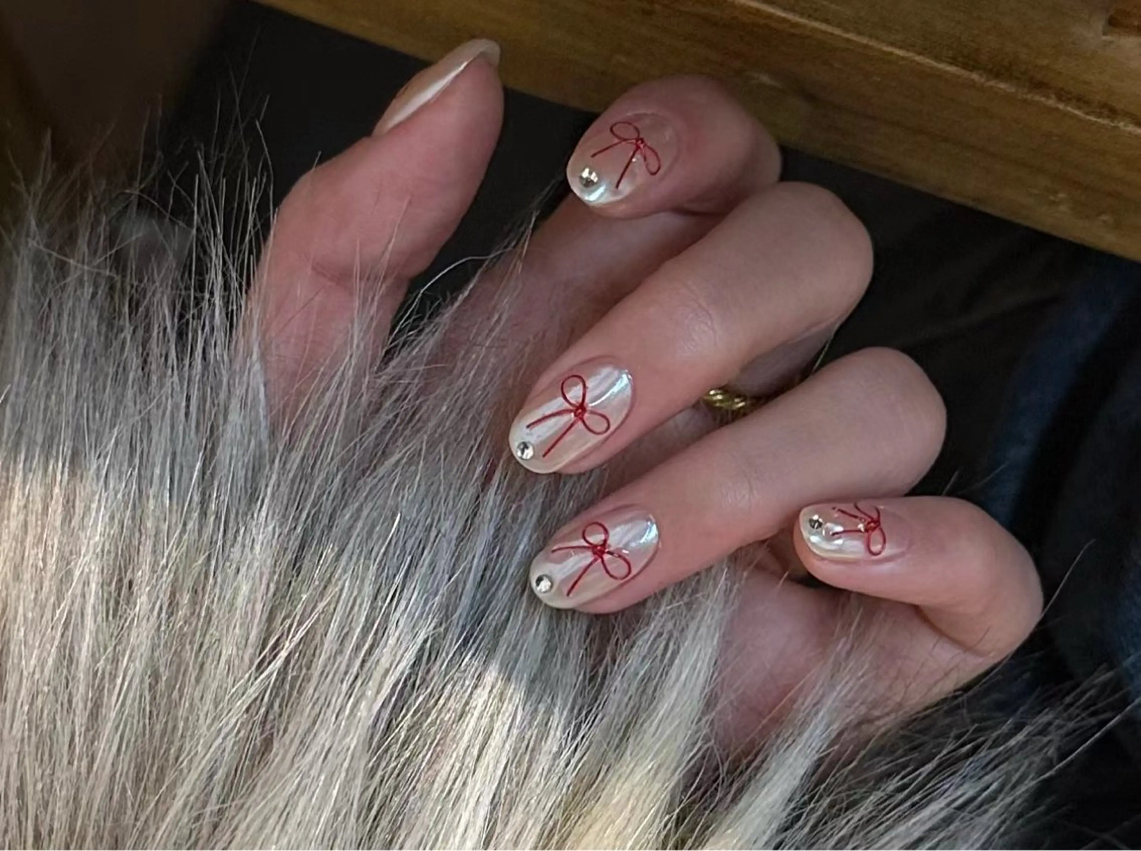 ネイル アートネイル オーロラネイル チークネイル フレンチネイル ガラスフレンチ ハンドネイル 🎀🎀YooLi Nail Salonのネイルデザイン