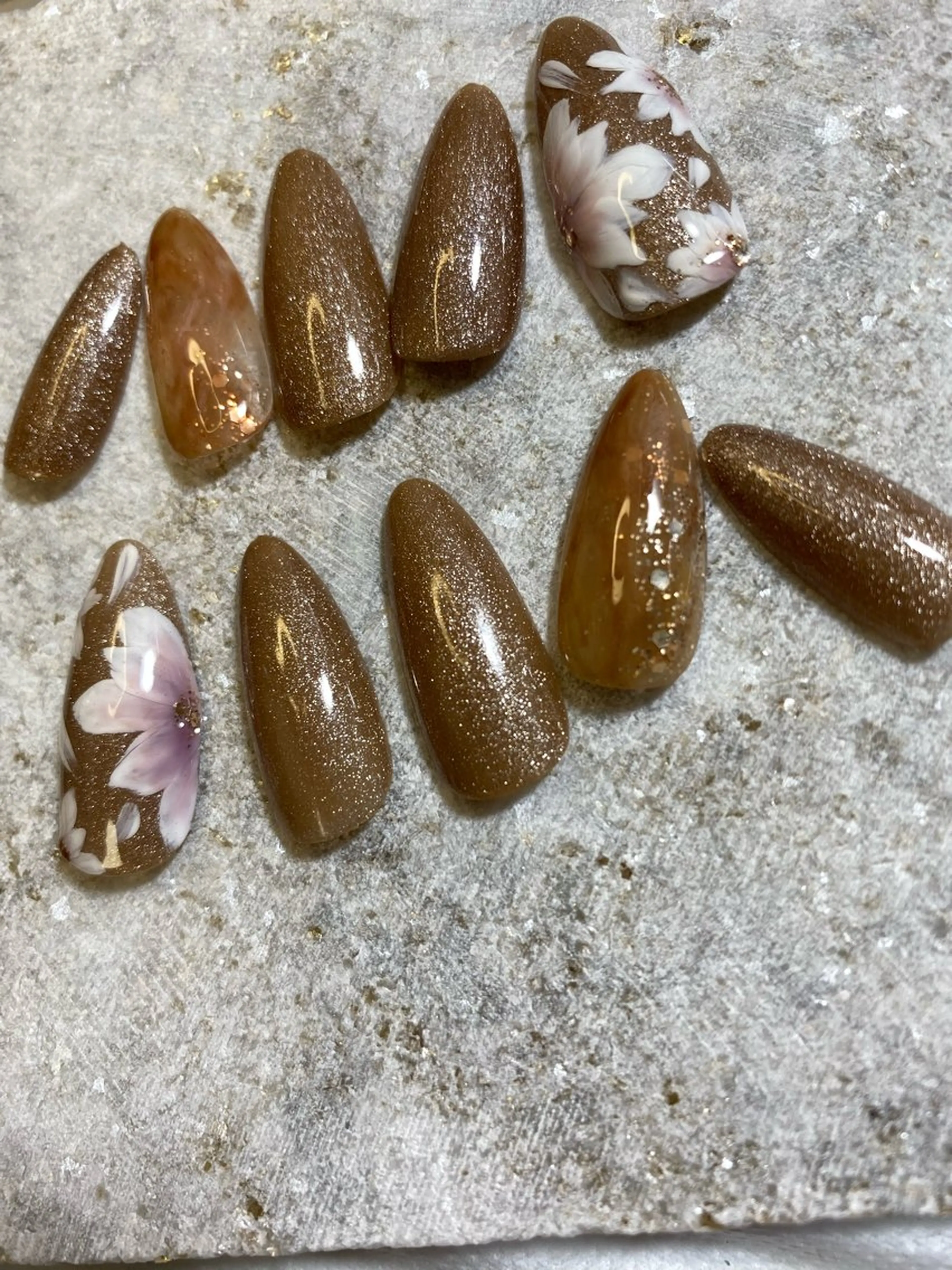 ネイル Bavardage Nailのネイルデザイン