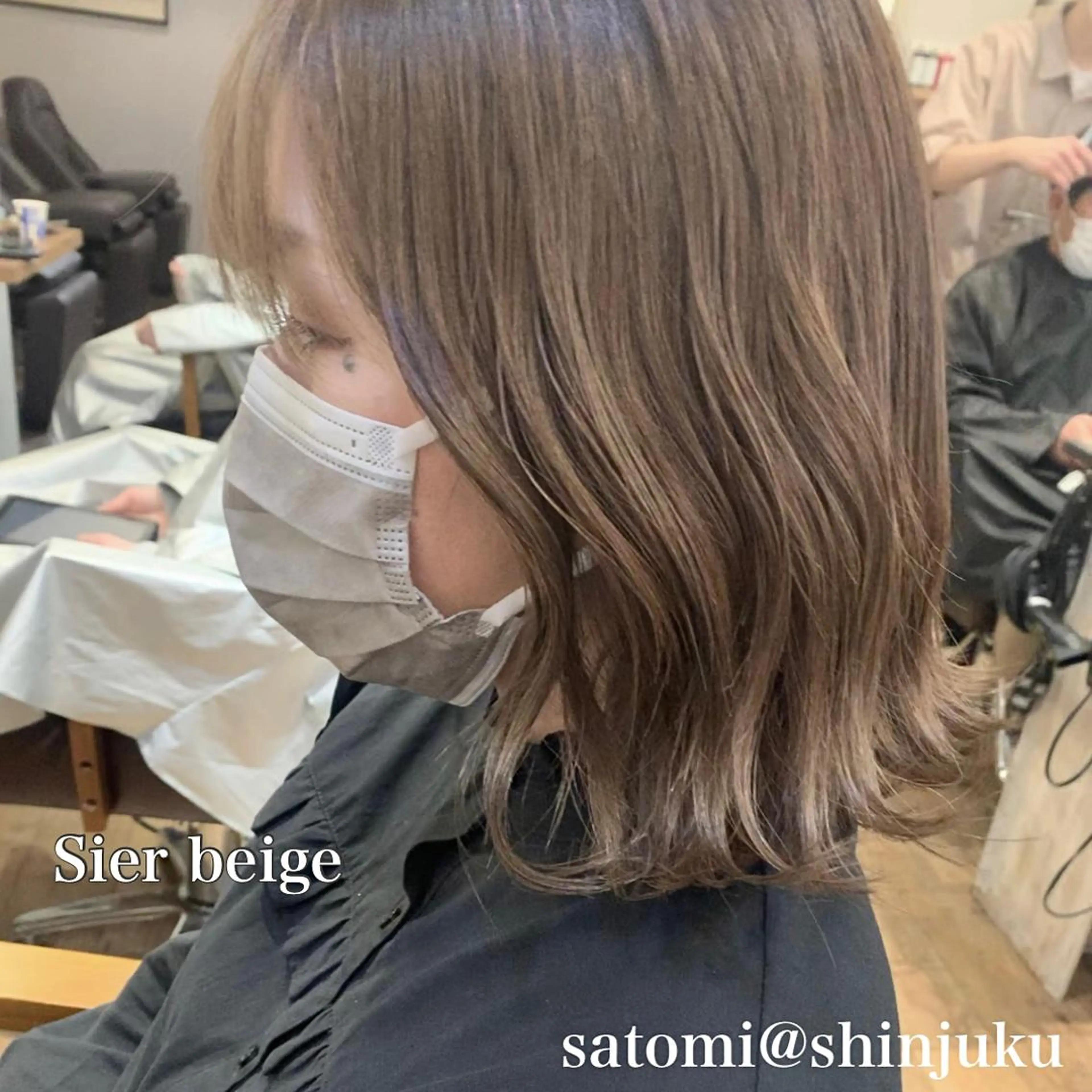 ミディアム 淡色ふんわりhair 新宿satomiのヘアスタイル