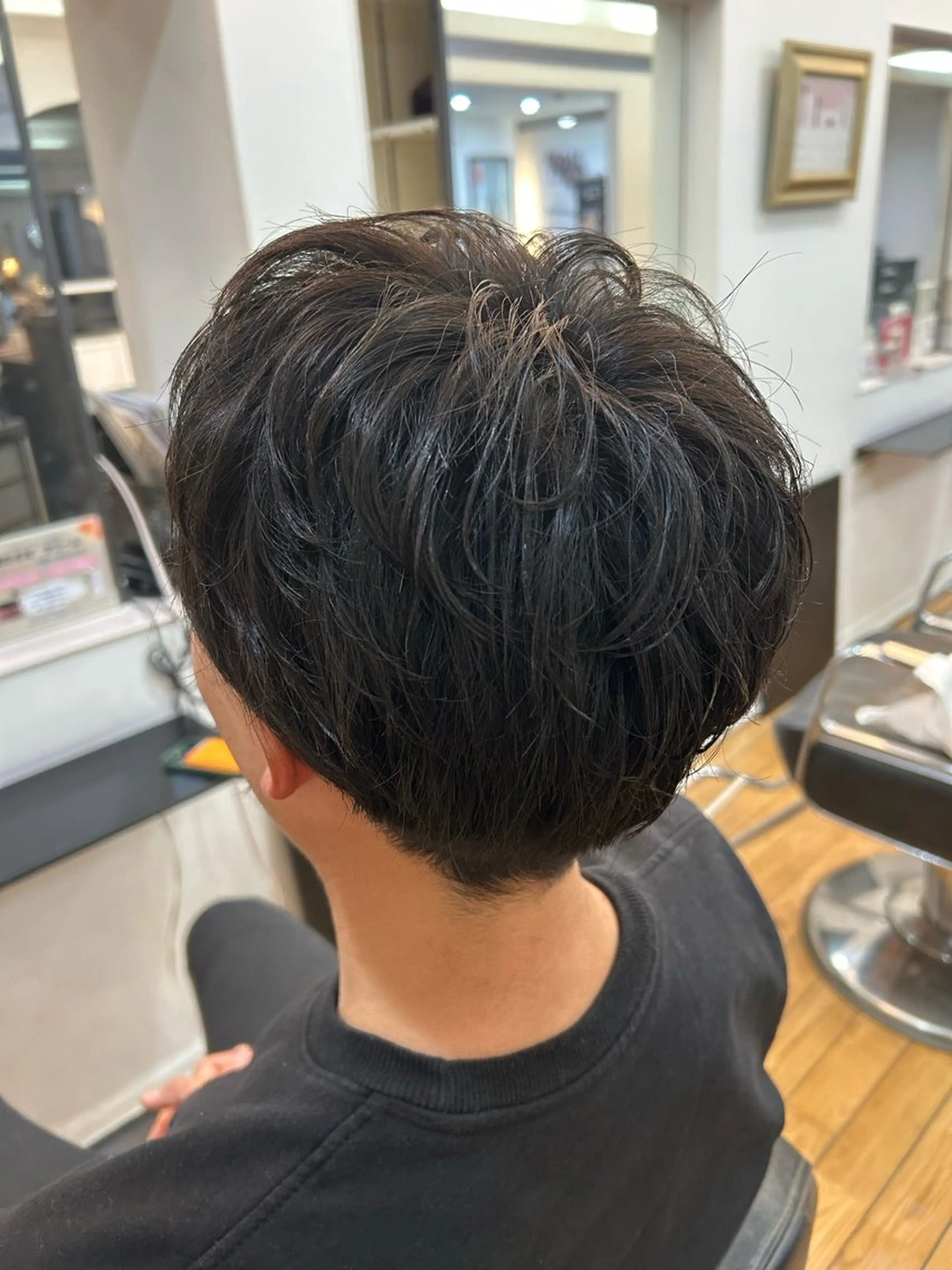 ショート 川上 愛のヘアスタイル