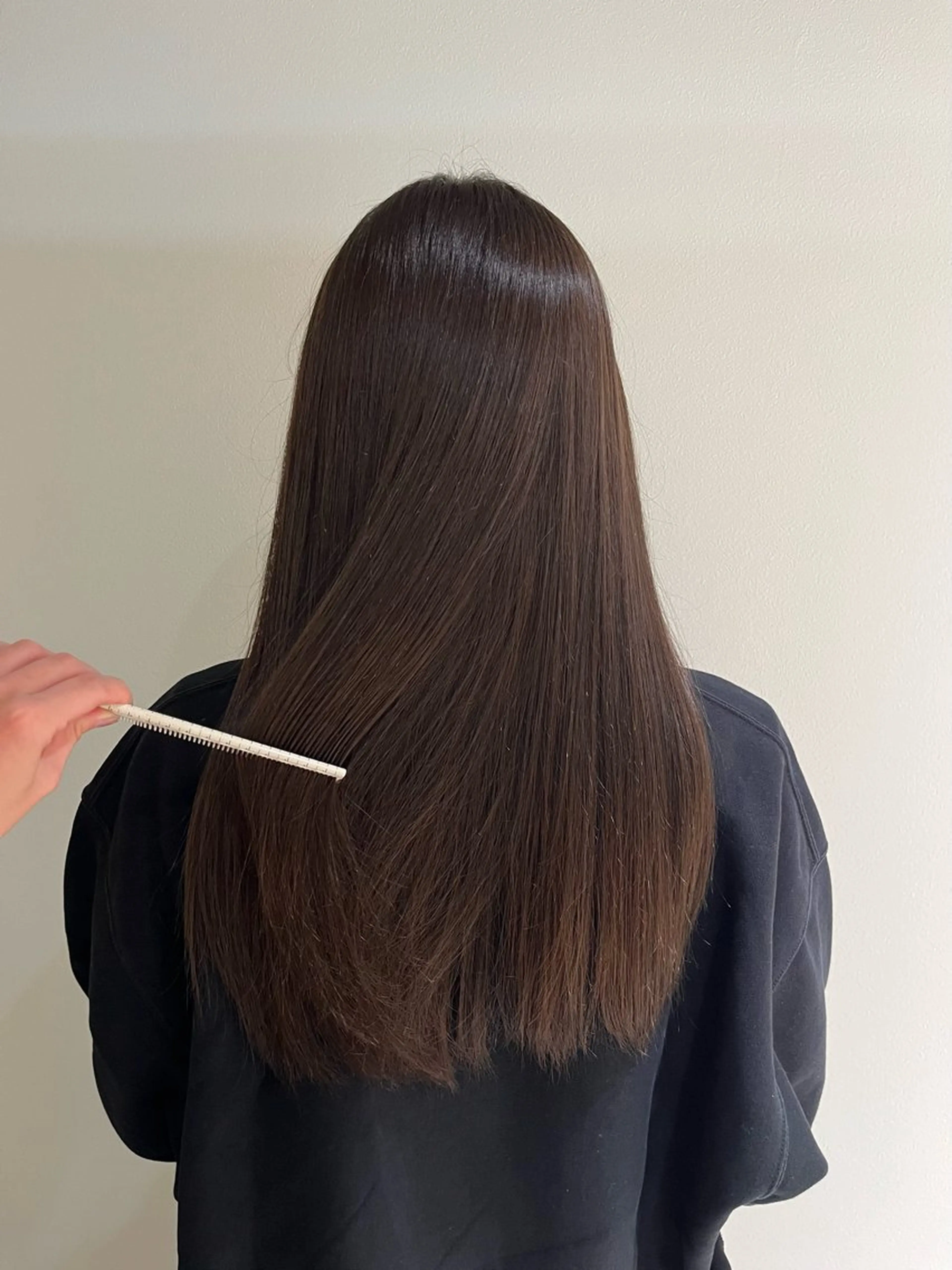 ロング カラー グレージュ オリーブグレージュ オリーブグレー 髪質改善 トリートメント 🫧tomoka 透明感カラー🫧のヘアスタイル