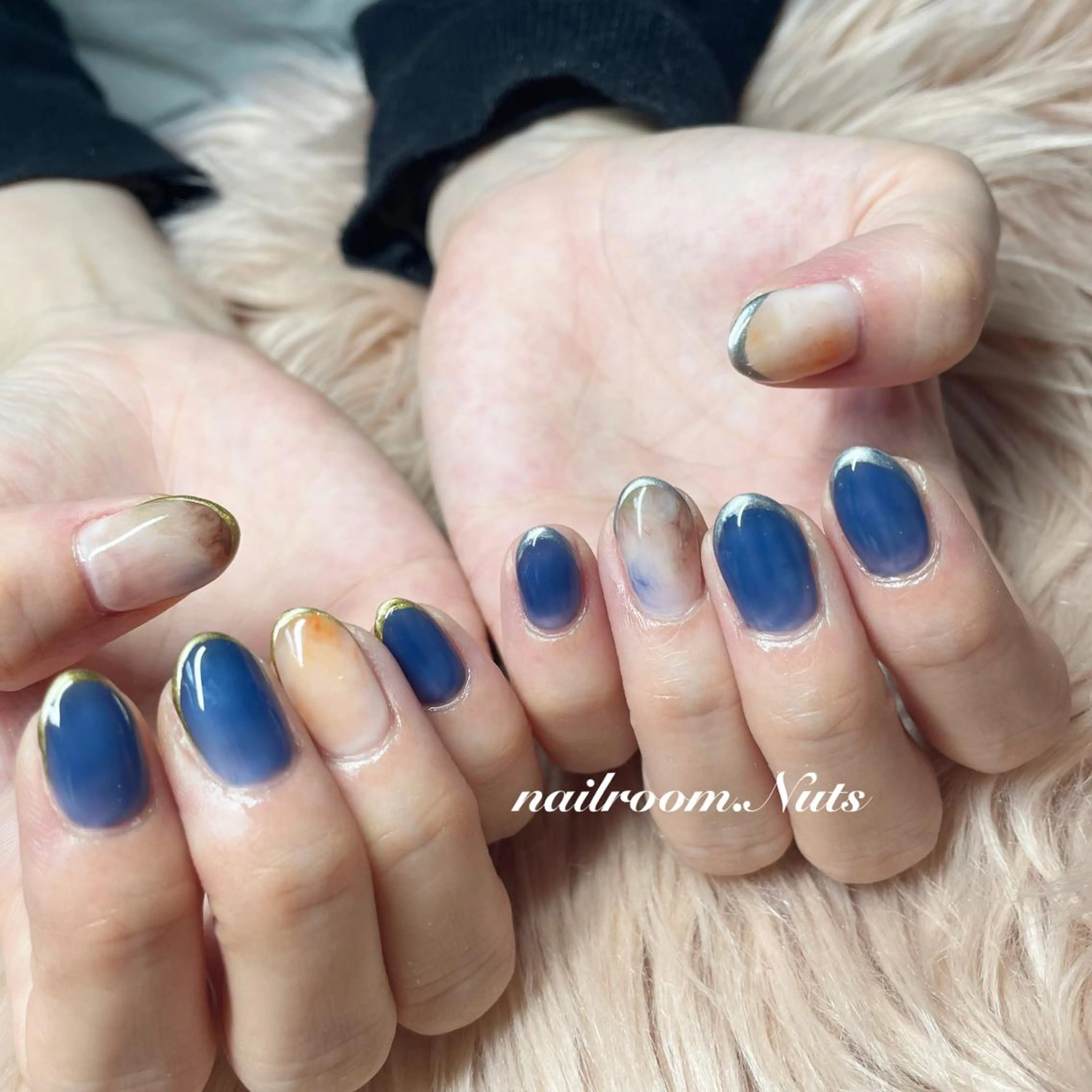 ネイル ラメ(グリッター) ハンドネイル nailsalon Nutsのネイルデザイン