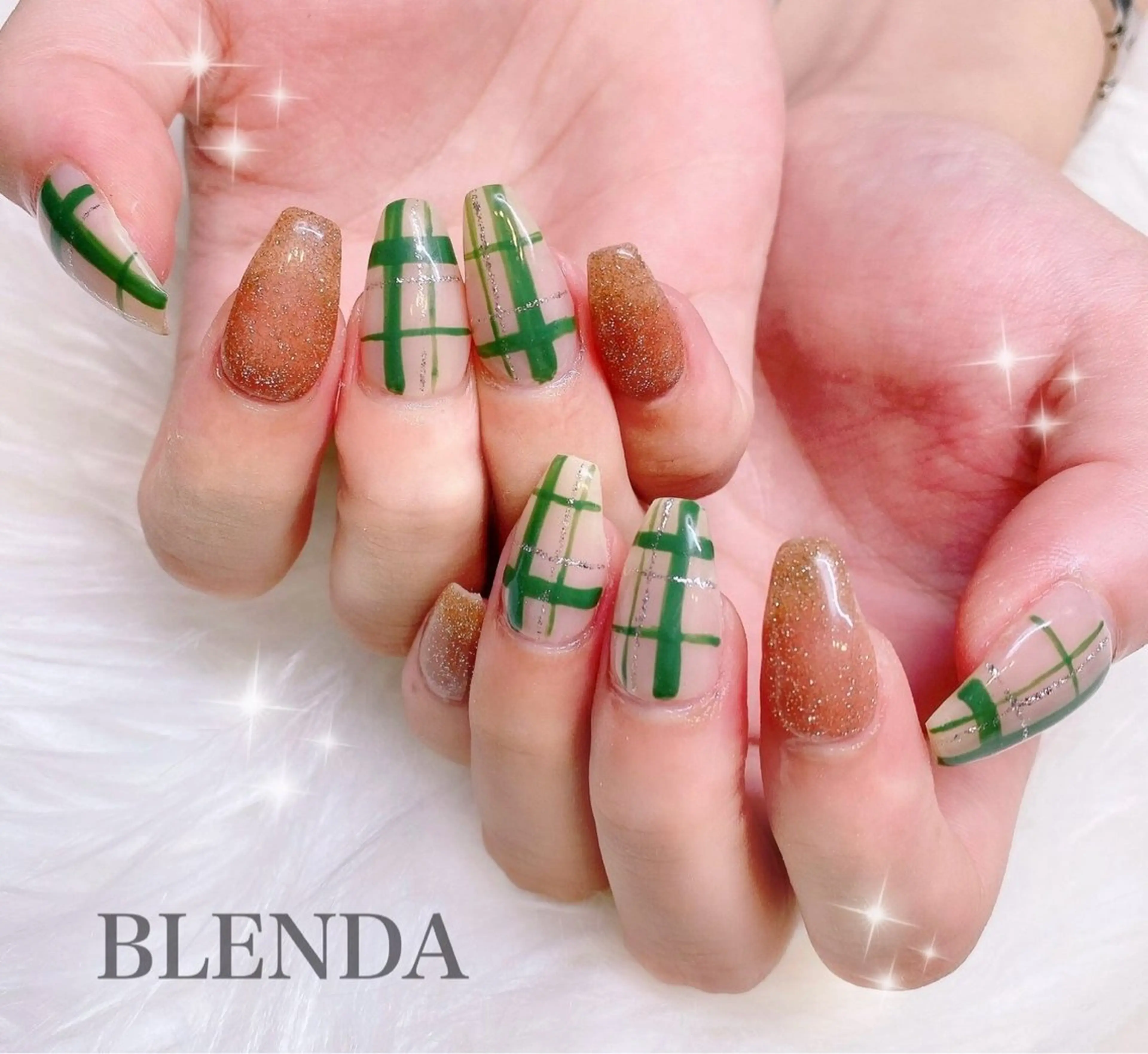ネイル BLENDA 【ブレンダ】のネイルデザイン