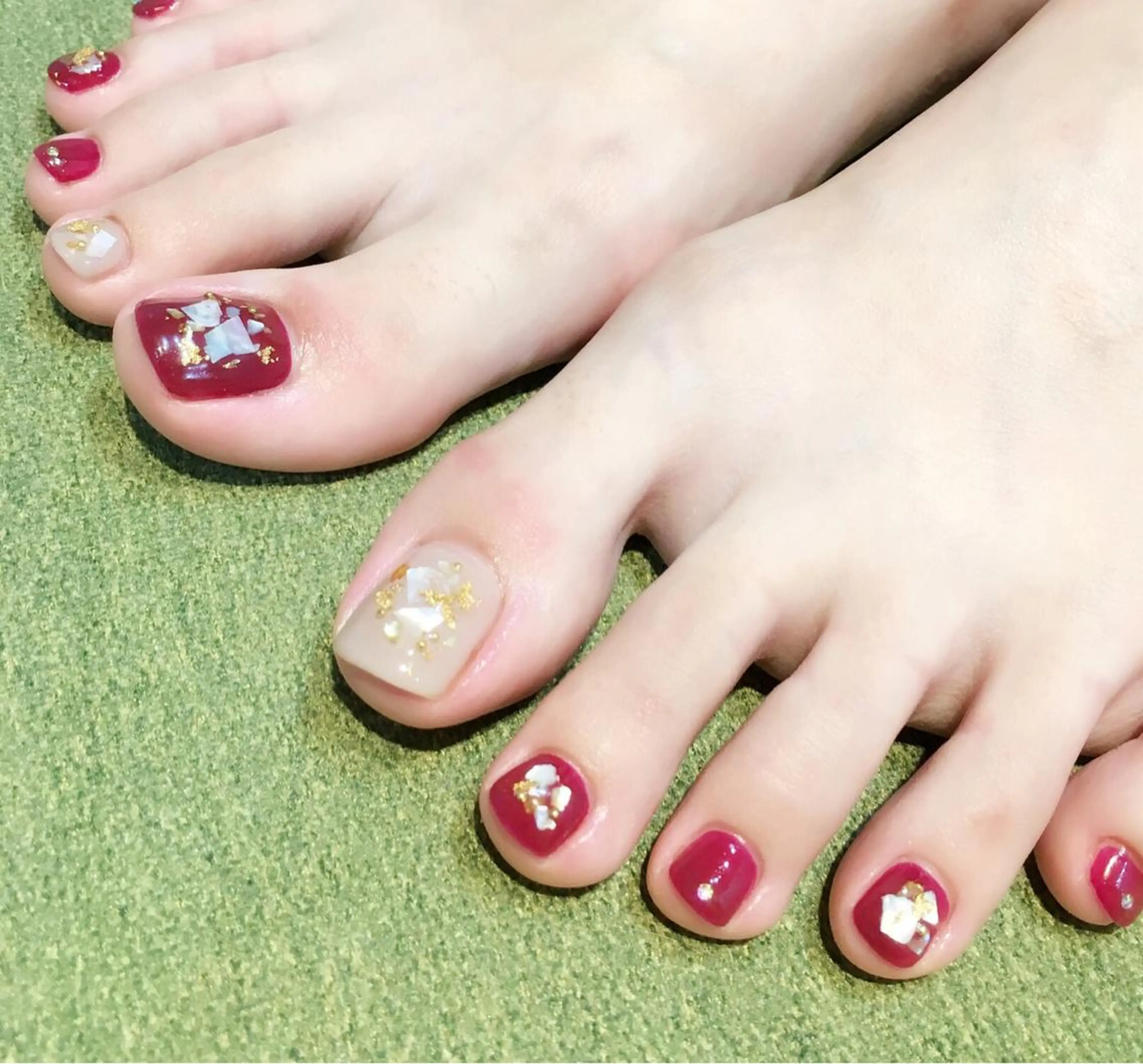 ネイル フットネイル 持ち込み フットネイル Soeur ネイリストのネイルデザイン