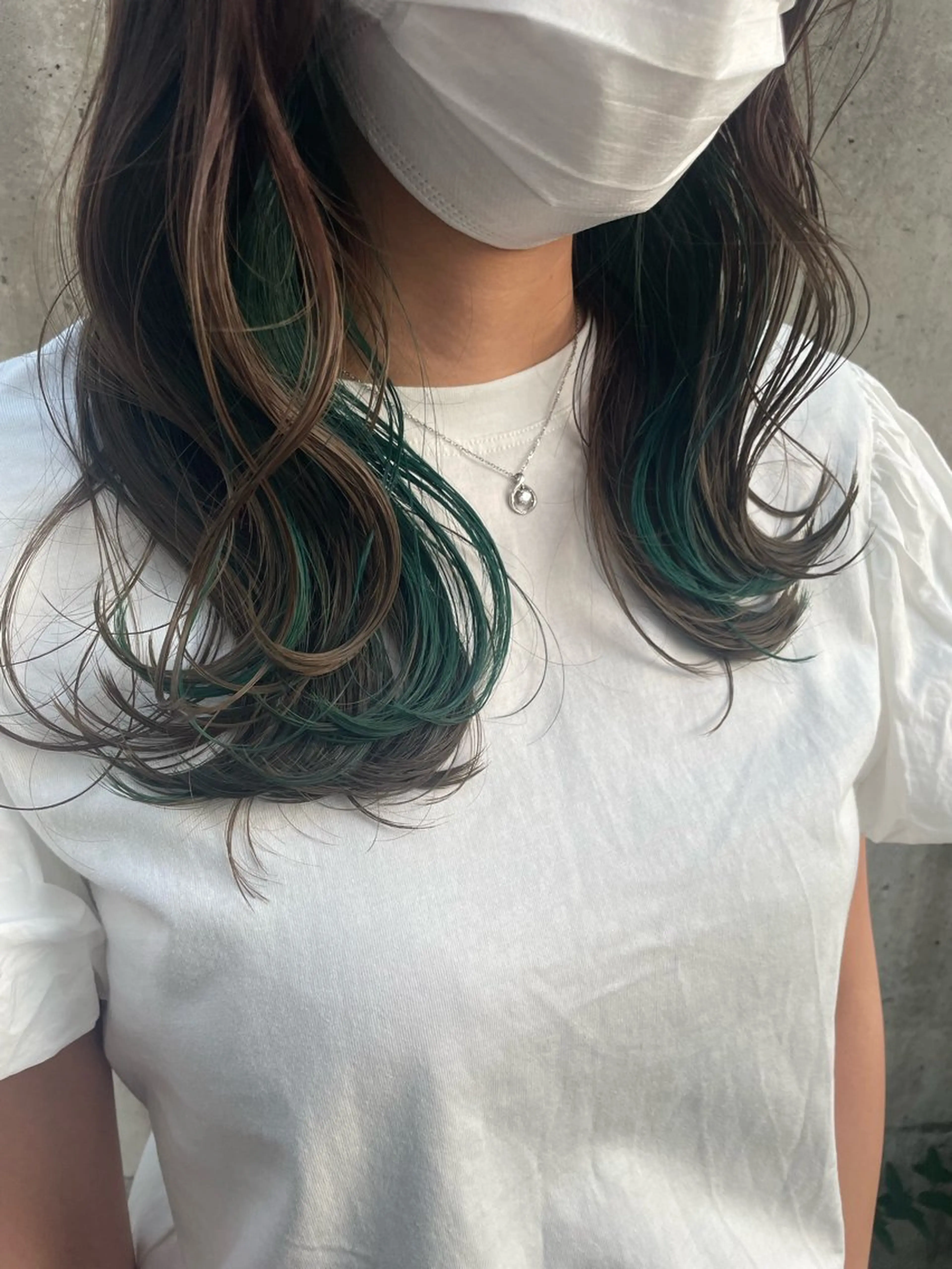 セミロング カラー イヤリングカラー ブランシェ神領店 笹原渚紗のヘアスタイル