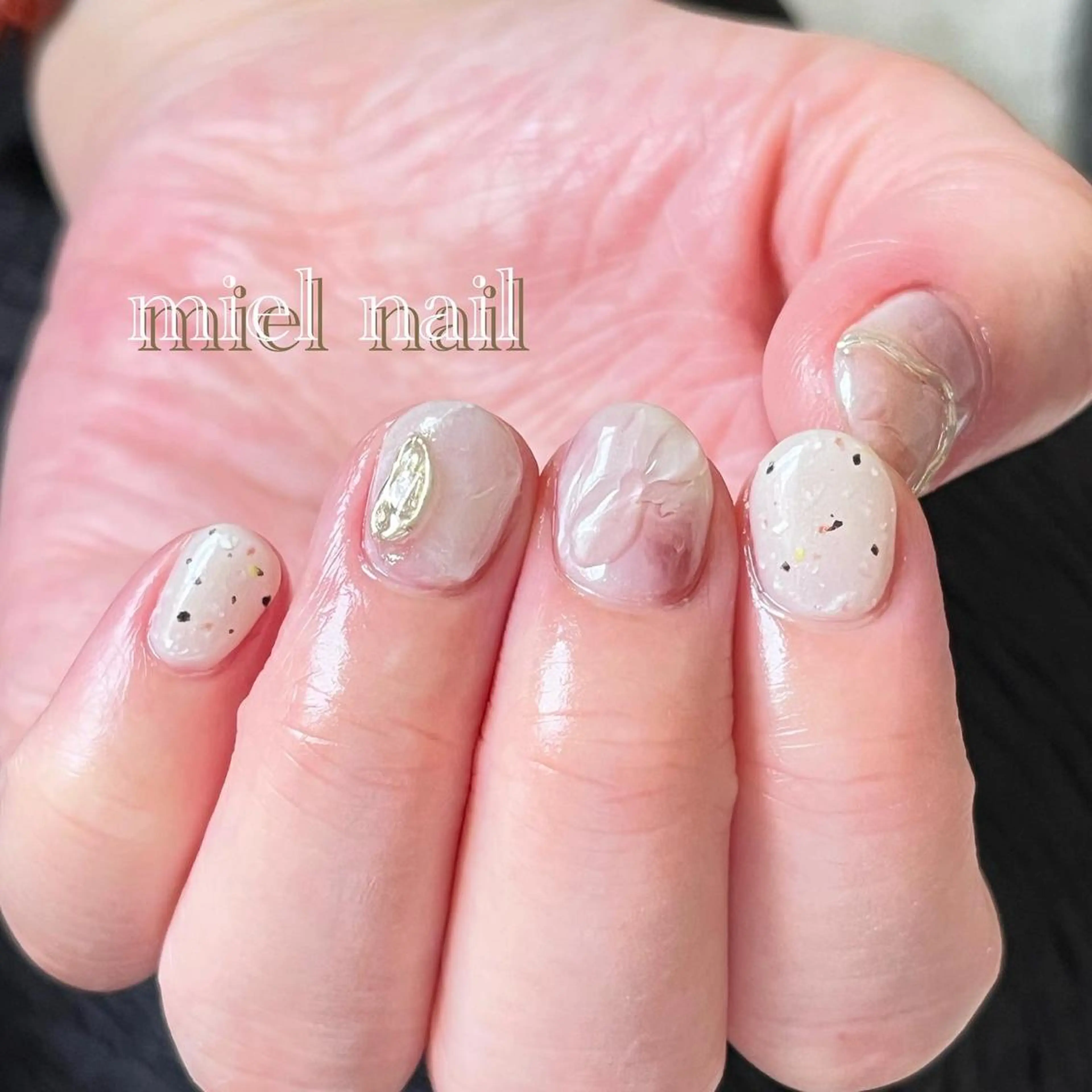 ネイル 大理石ネイル(マーブル) ミラーネイル ニュアンスネイル ハンドネイル miel nailのネイルデザイン