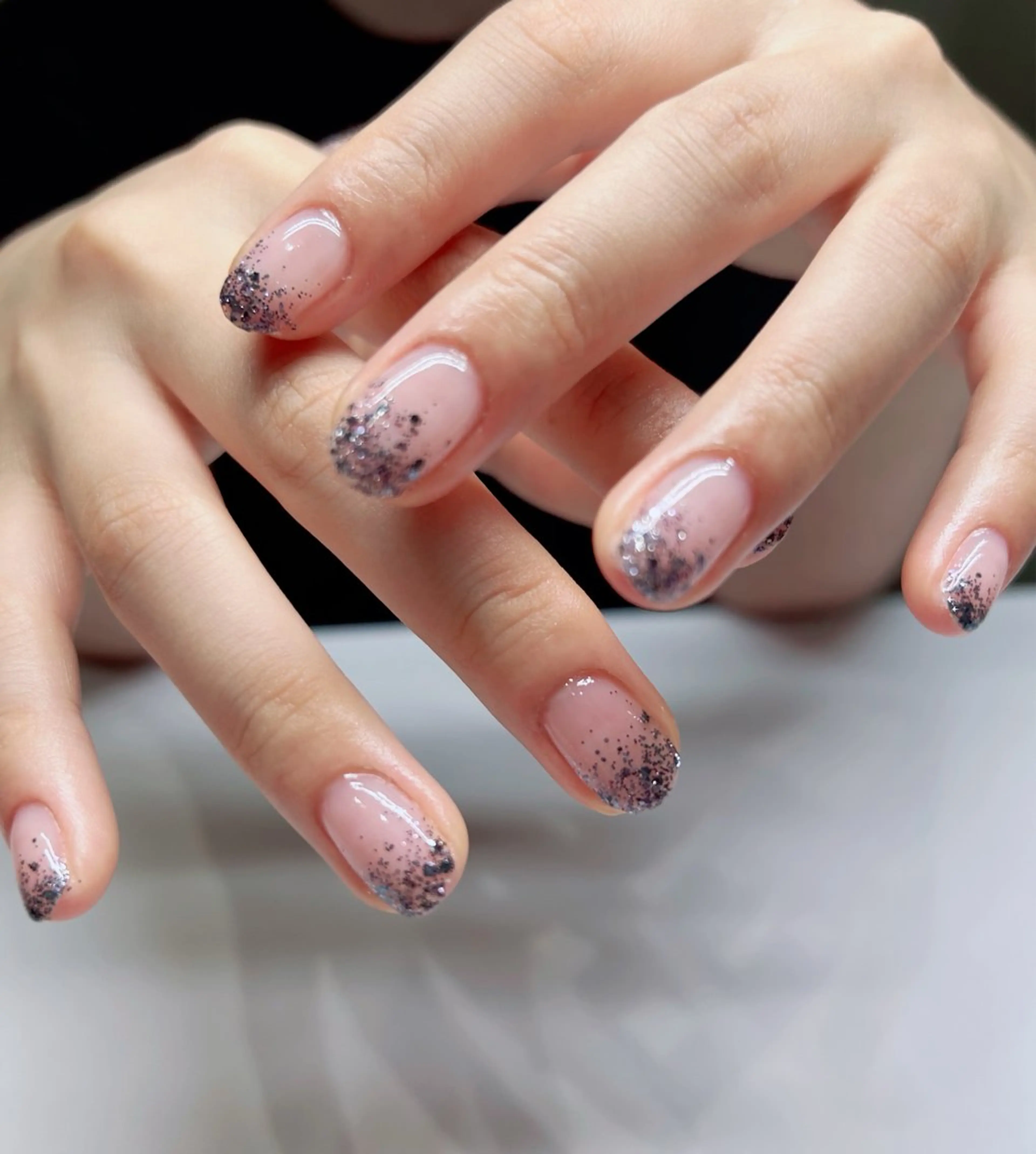 ネイル 透灯 TOUTOU 🪄のネイルデザイン