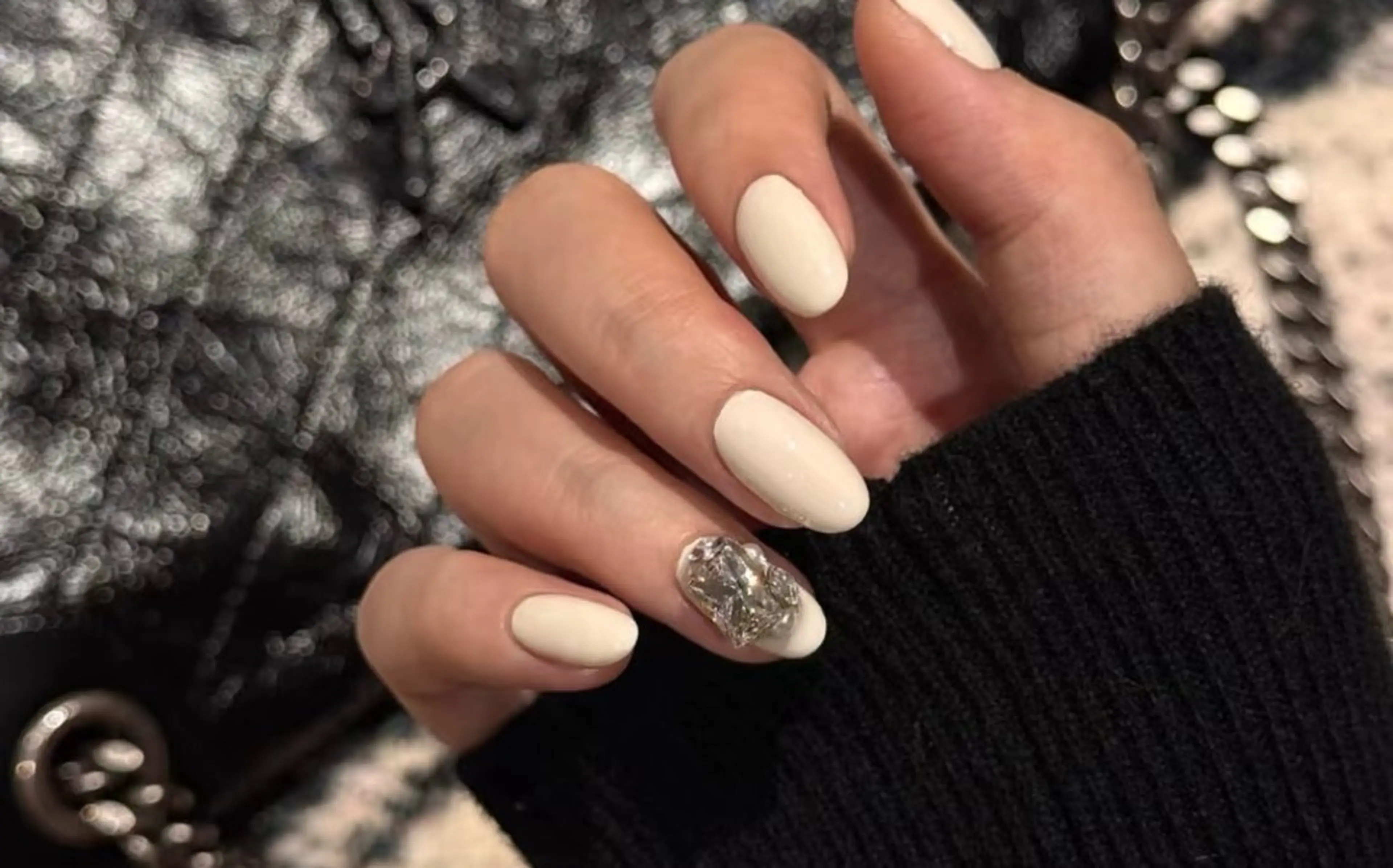 ネイル 高木 維麗絲のネイルデザイン