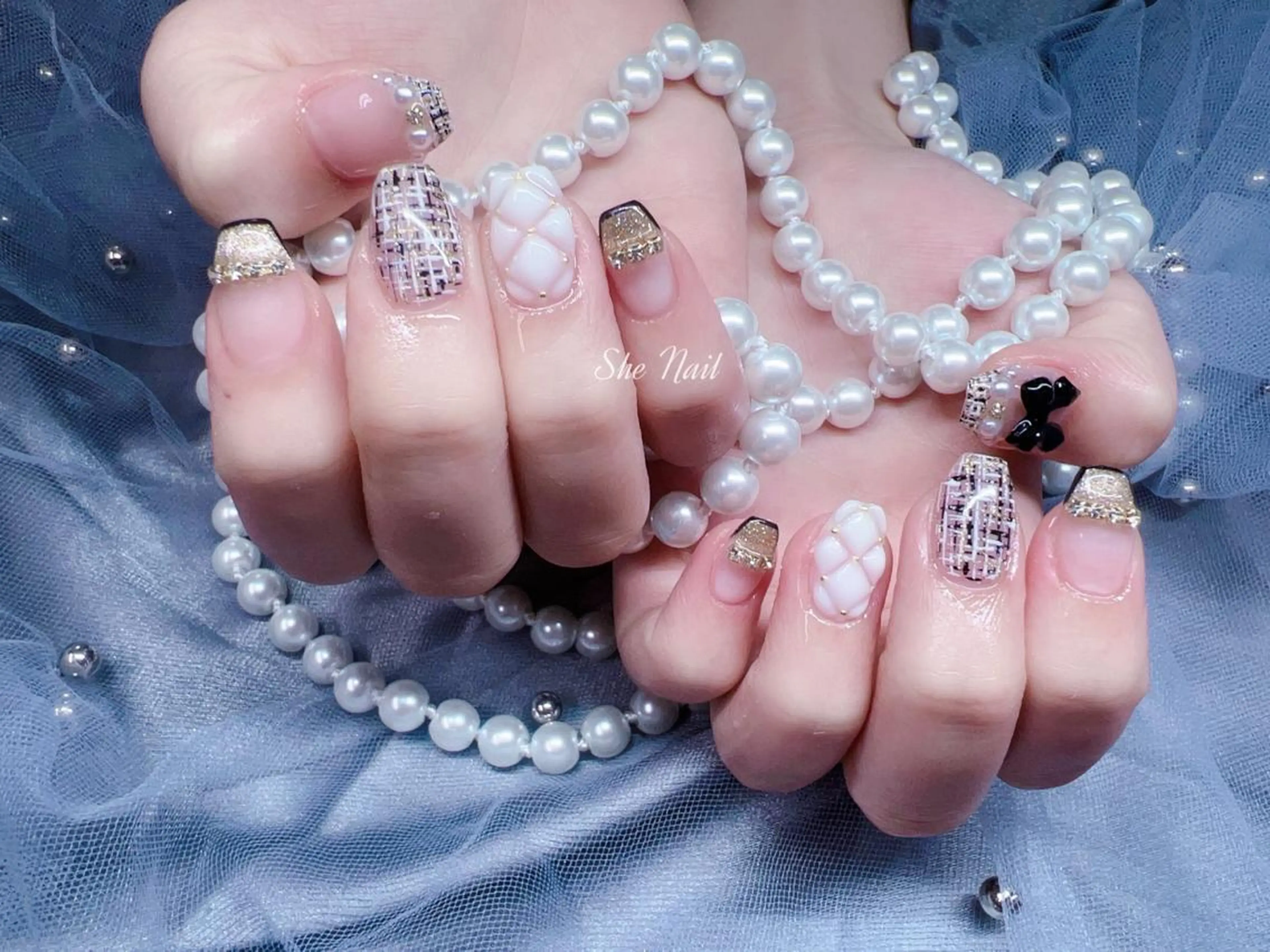 ネイル チークネイル 長さ出し マグネットネイル 持ち込み ワンカラーネイル ハンドネイル She   Nail所属・ISA_ BELLAのネイルデザイン