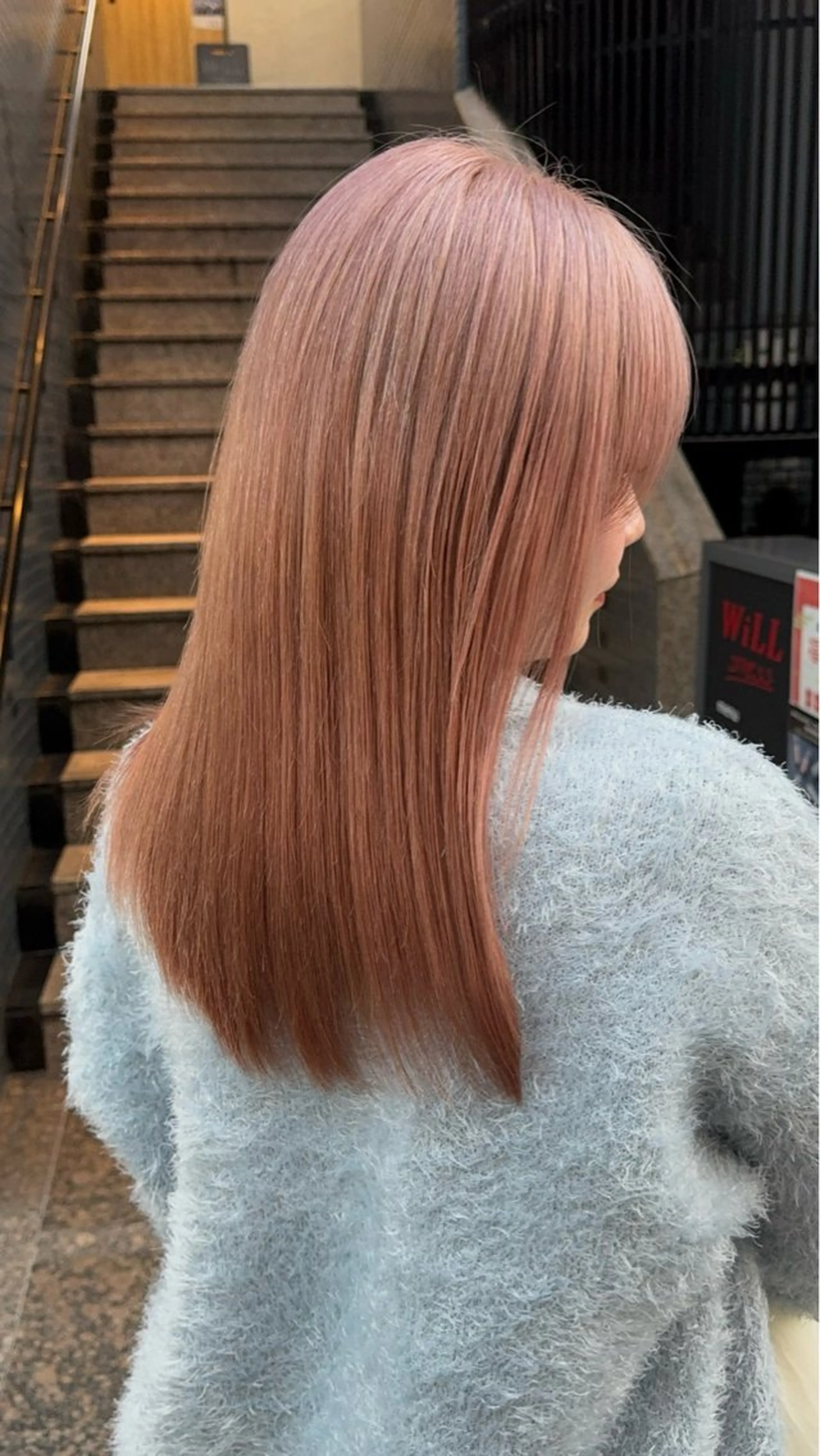 ロング ヘアカラー 木下 珠寧のヘアスタイル