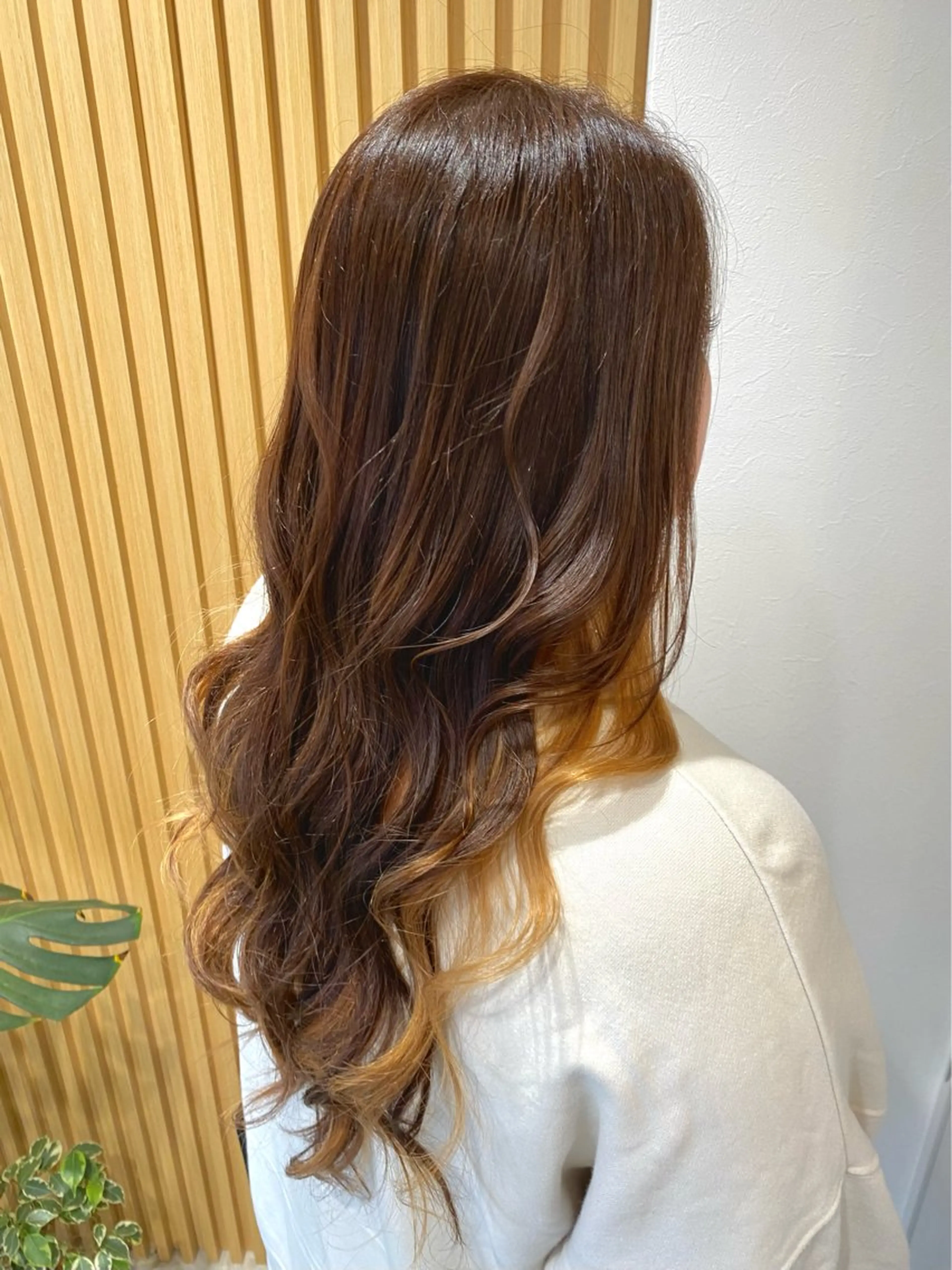 ロング ヘアカラー やじま ひろこのヘアスタイル