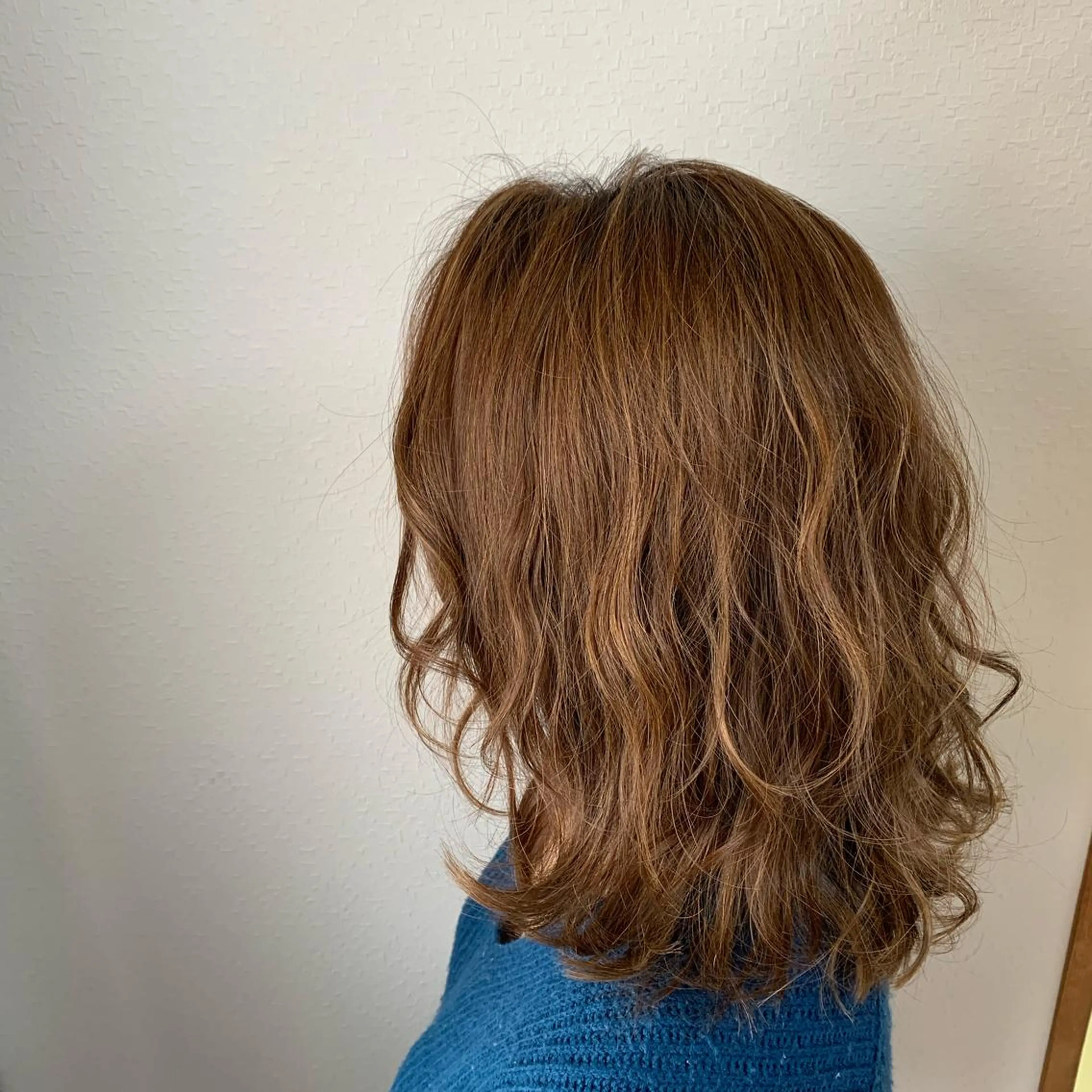 ミディアム カラー ハイライトカラー ハイライト 天野 利咲のヘアスタイル