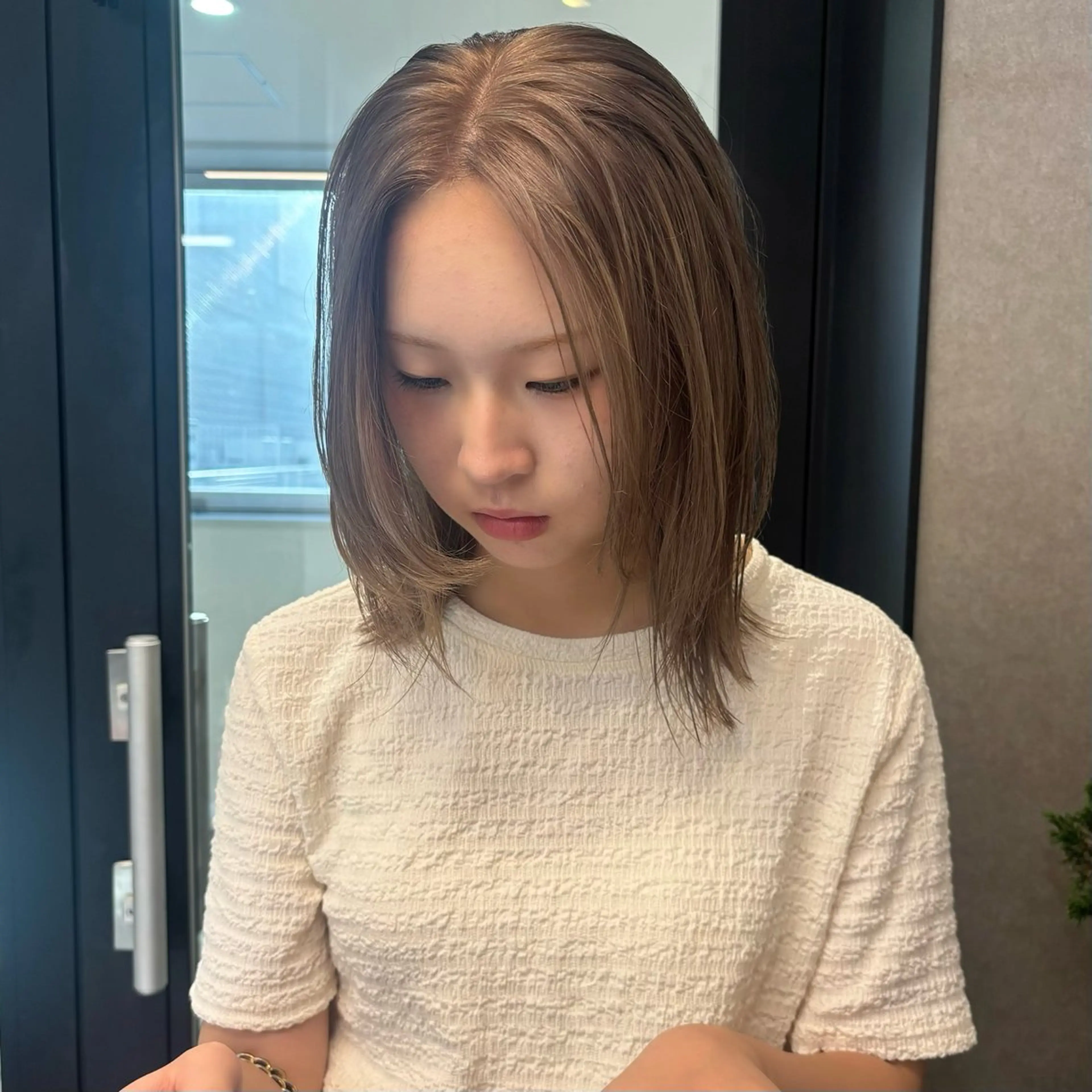 ミディアム カラー カット ヘアカラー アヤカ foto 武蔵小杉のヘアスタイル