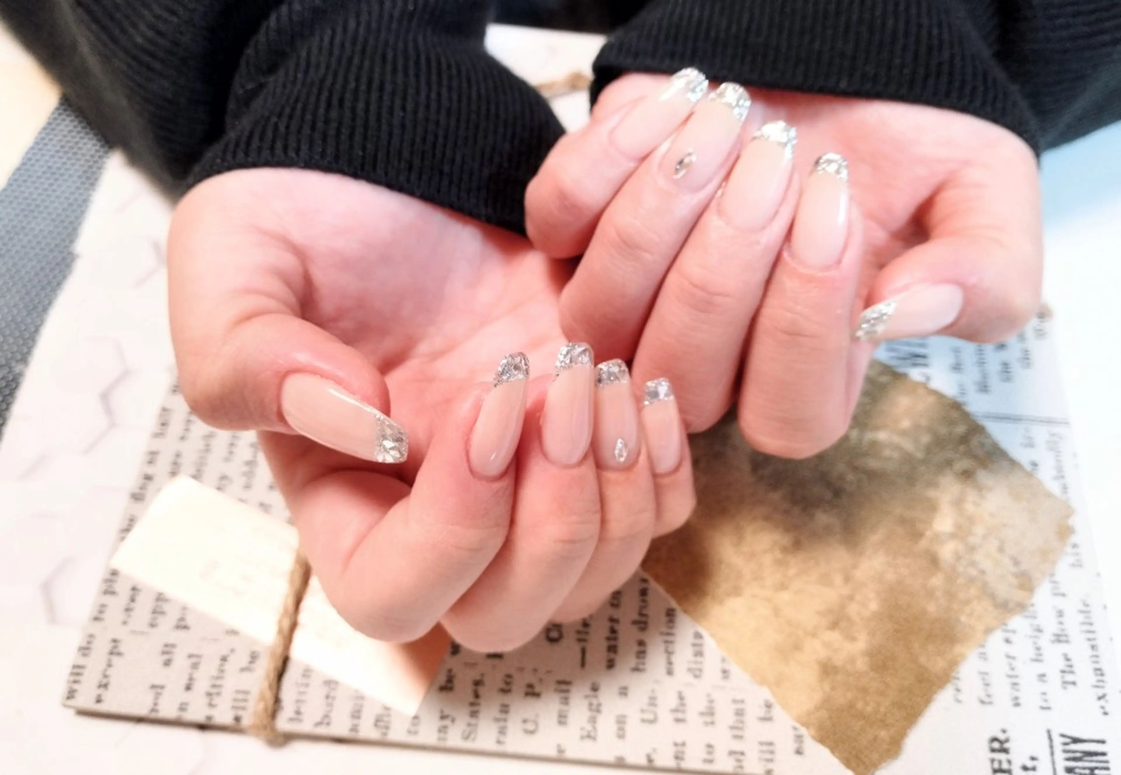 ネイル フレンチネイル ガラスフレンチ ハンドネイル ハンドケア ＤI'A ネイルサロンのネイルデザイン