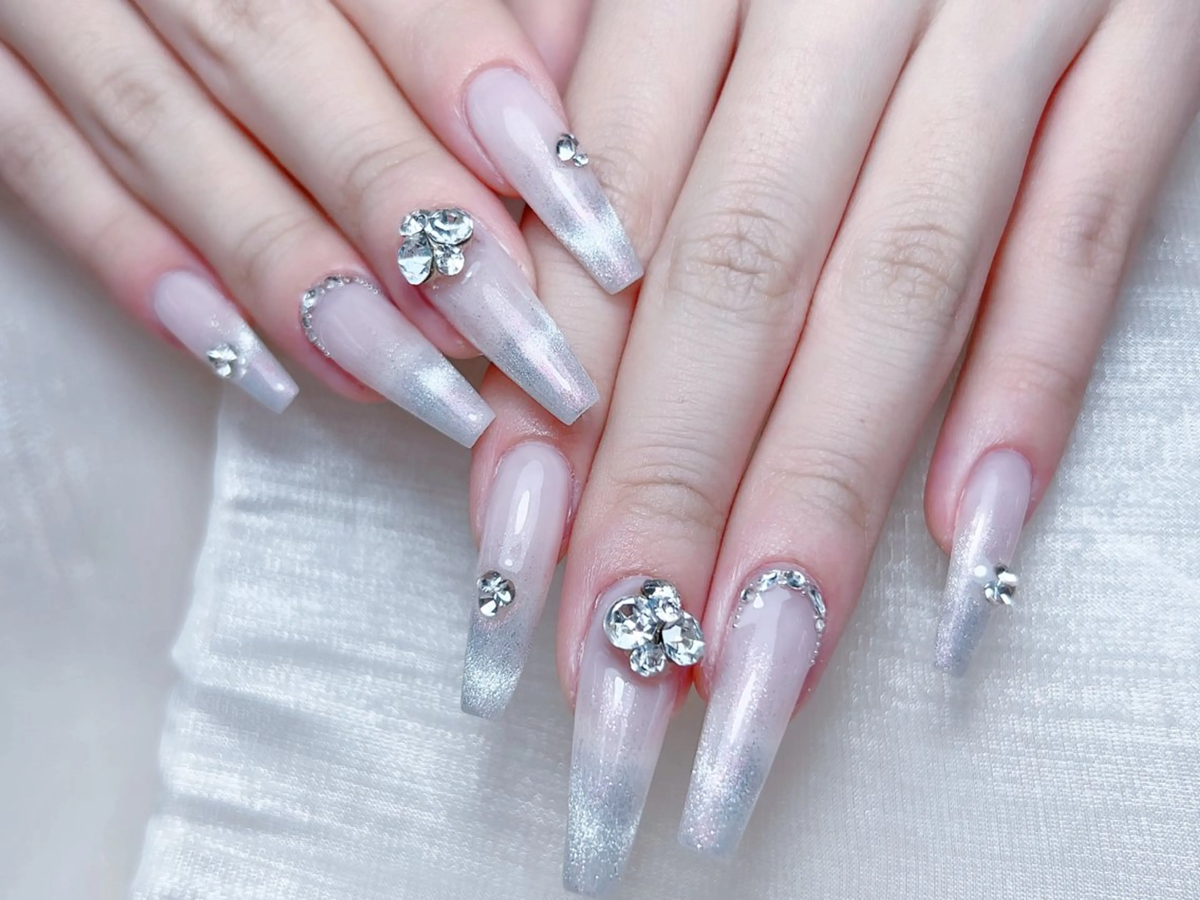 ネイル ハンドネイル M🌷nail 長さだし専門店のネイルデザイン