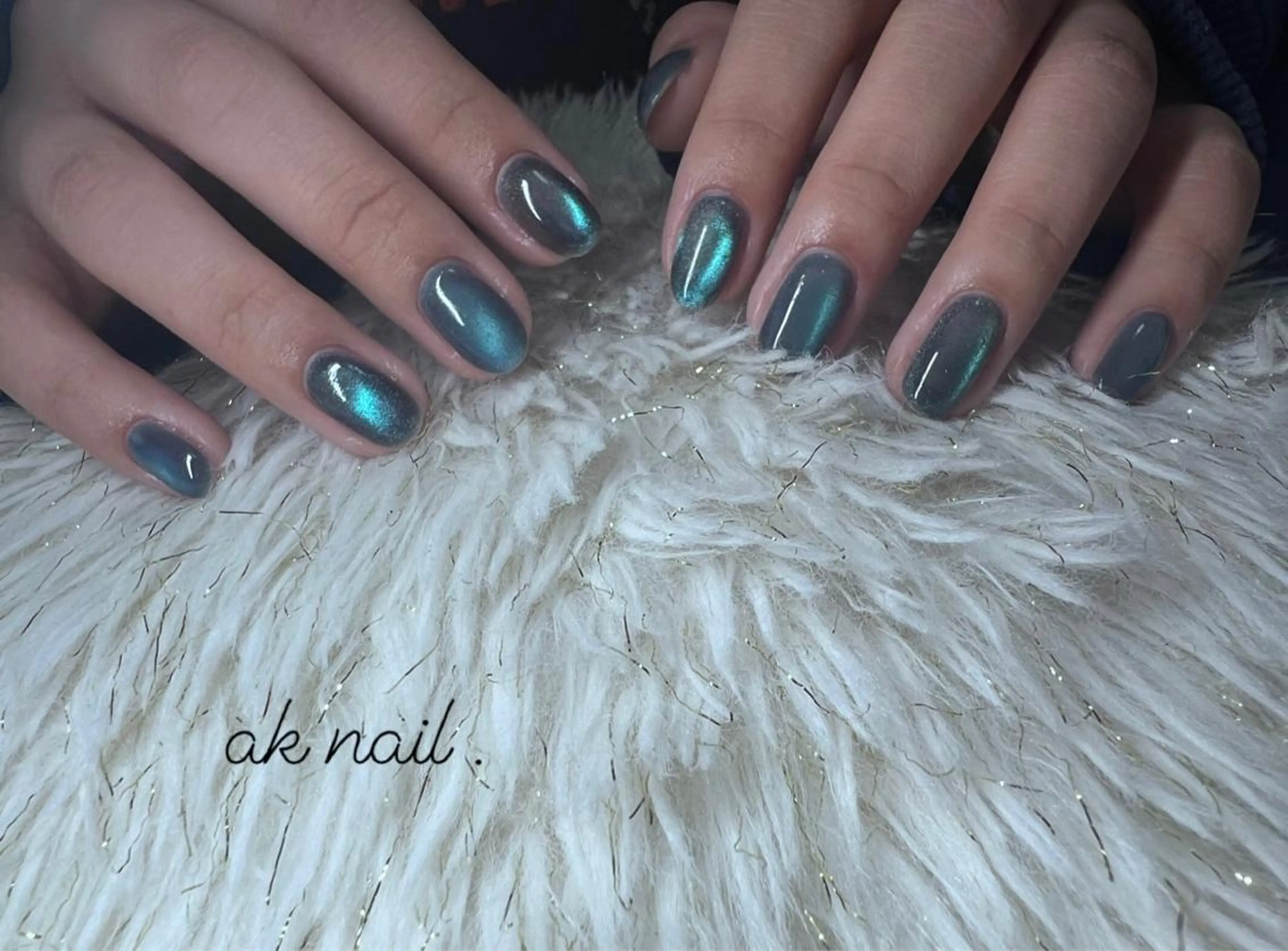 ミディアム ネイル マグネットネイル ワンカラーネイル ハンドネイル ak nail .のネイルデザイン