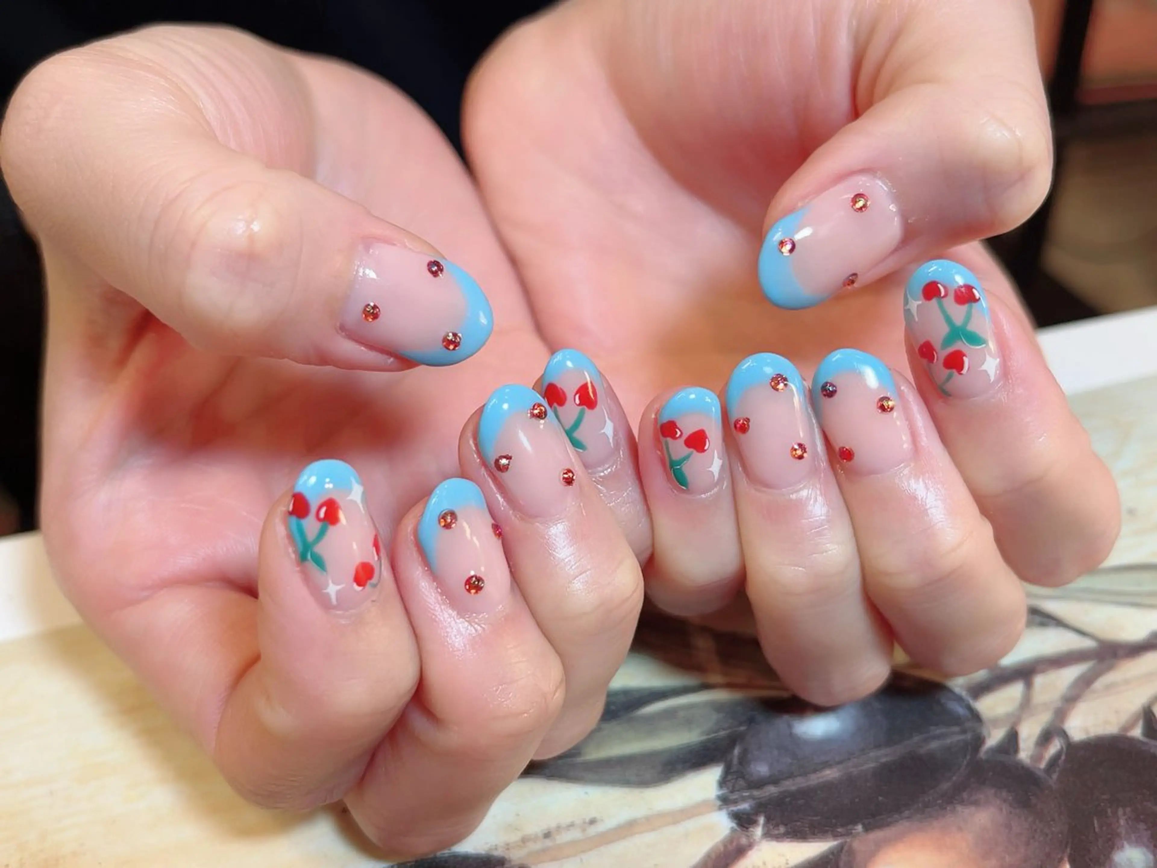 好きなデザインが出来る✧【初回他店オフ無料】画像などの持込みネイル(ハンド)の写真