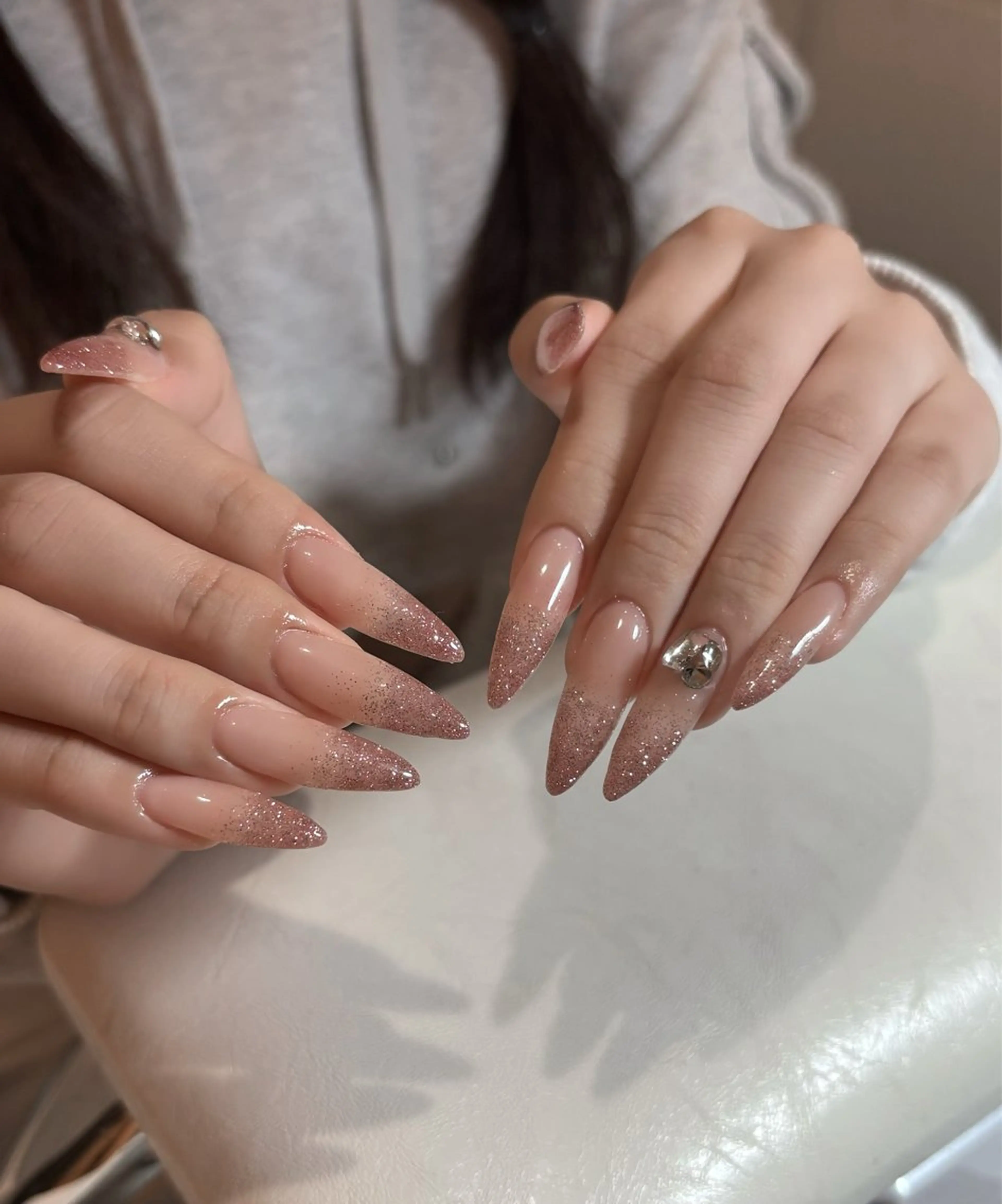 ネイル ハンドネイル EASEN 伊藤 深秋のネイルデザイン