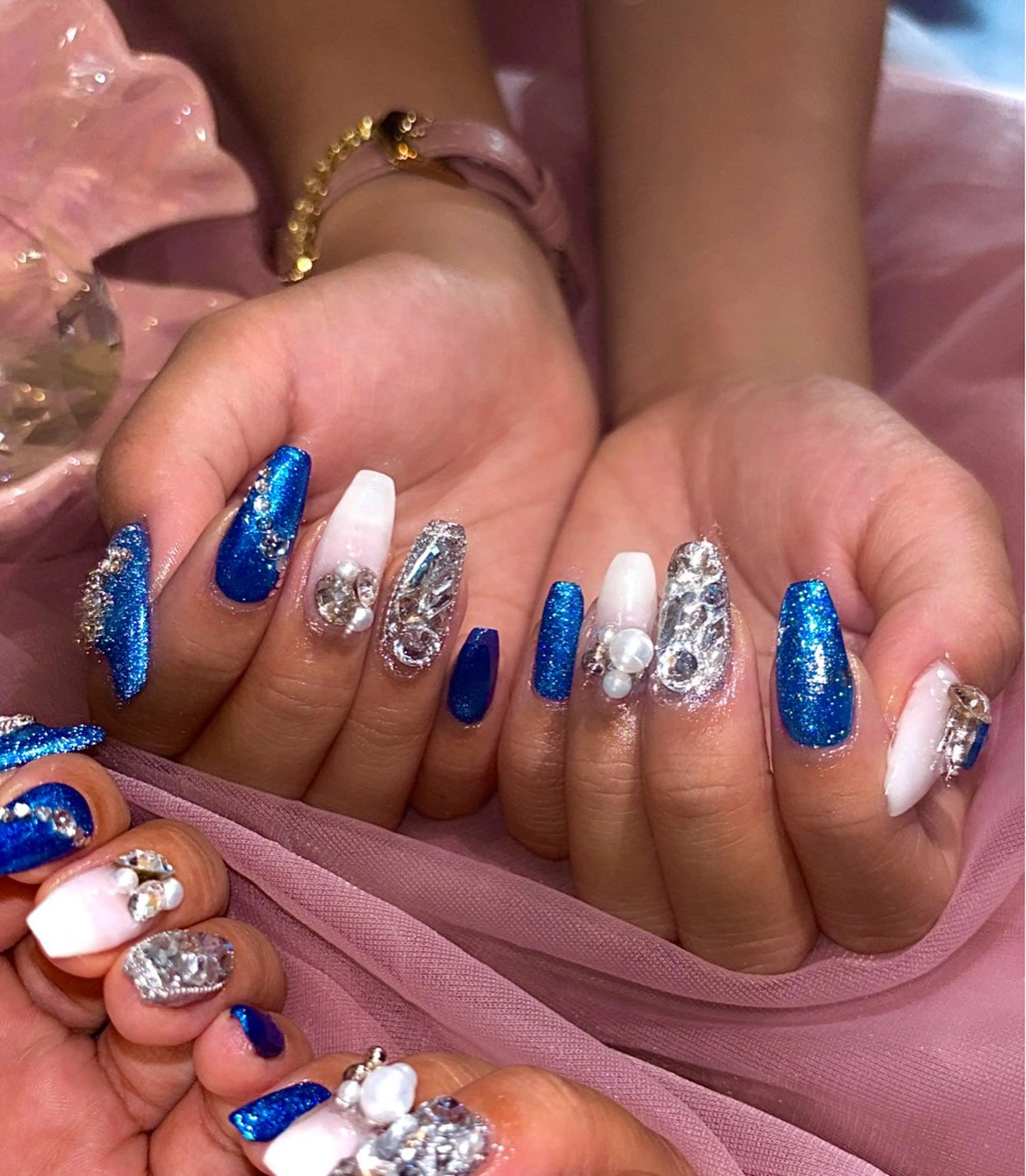 ネイル ハンドネイル 𝐁𝐞𝐥𝐥 𝐦𝐞のネイルデザイン