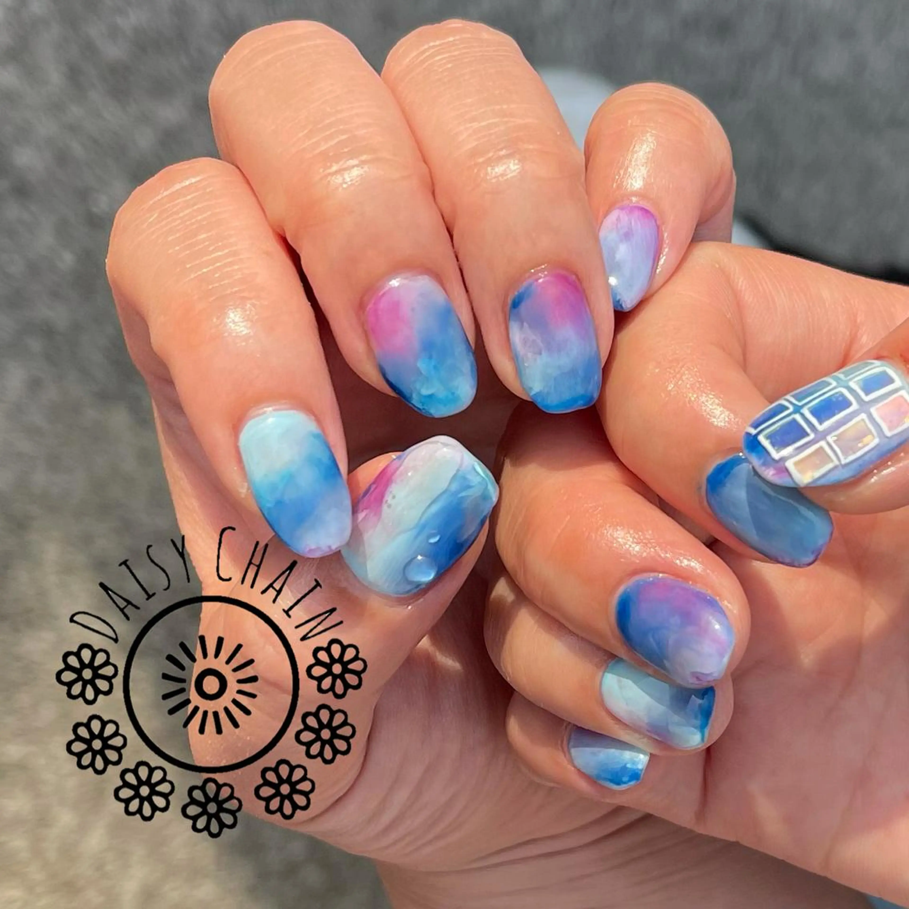 ネイル DaisyChain 新百合ヶ丘MIKIのネイルデザイン