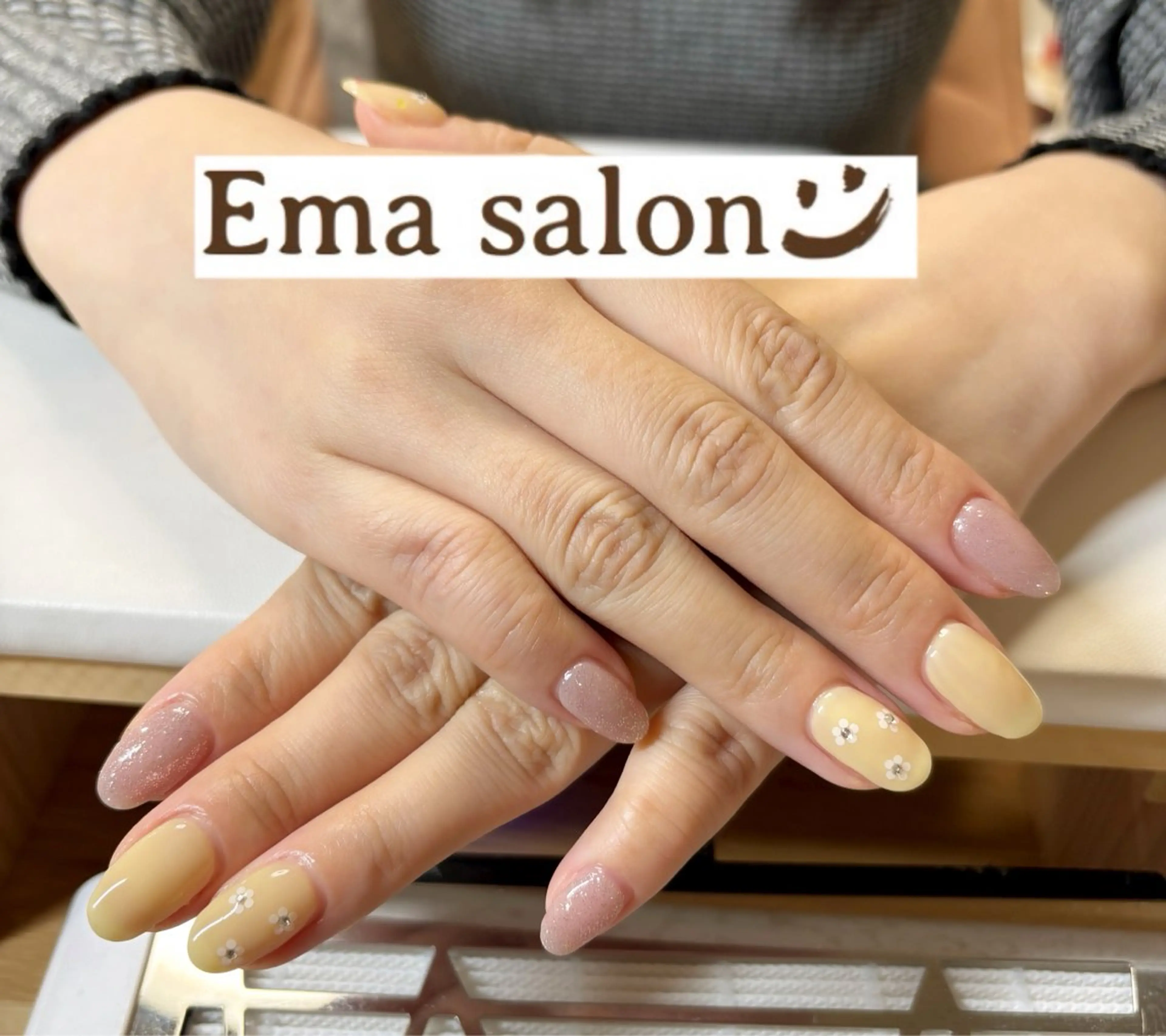 ネイル 春ネイル ハンドネイル Ema salon hiromiのネイルデザイン
