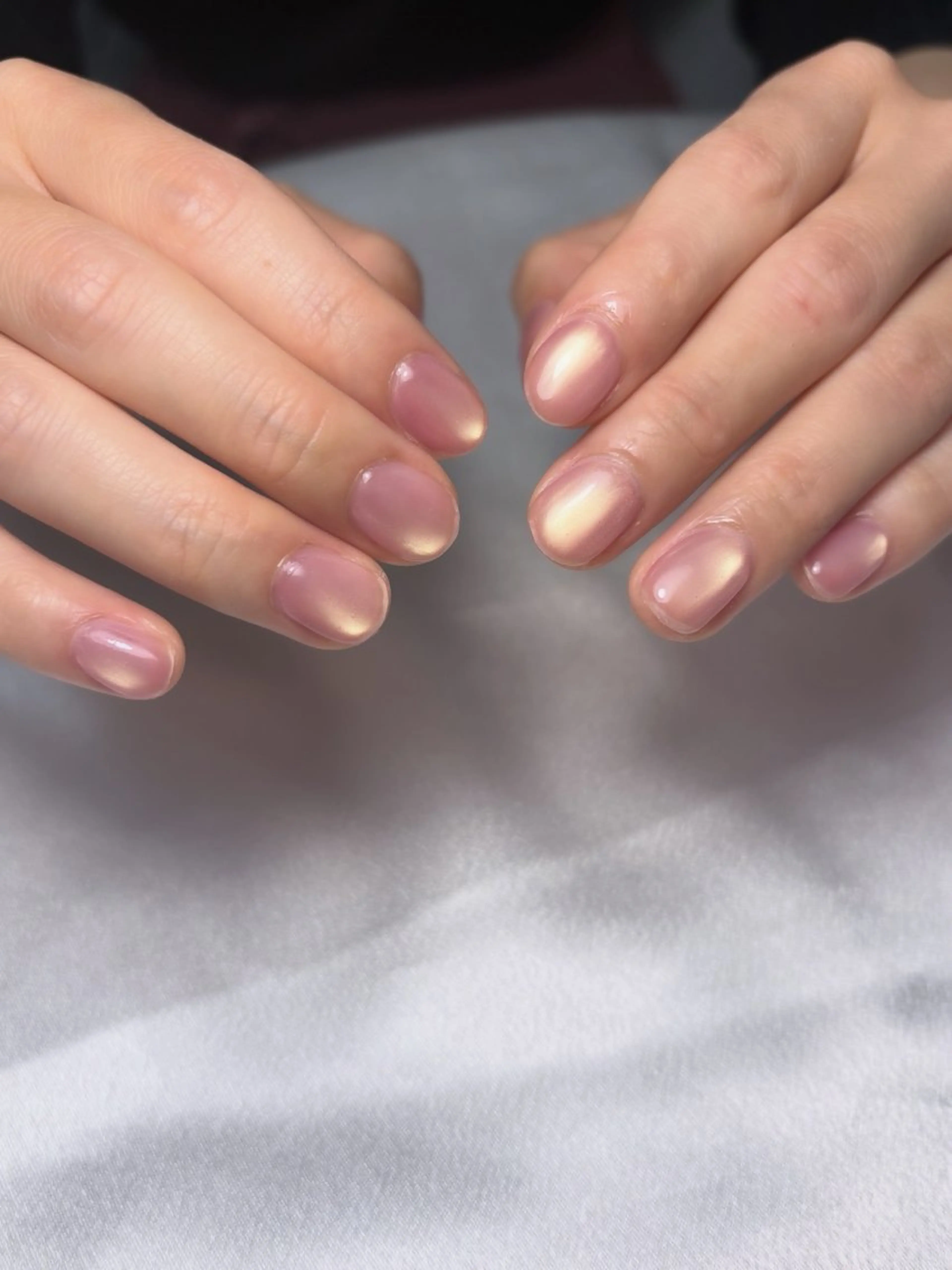 ネイル ゴールド マグネットネイル ピンク ハンドネイル nailsalon Ecliaのネイルデザイン