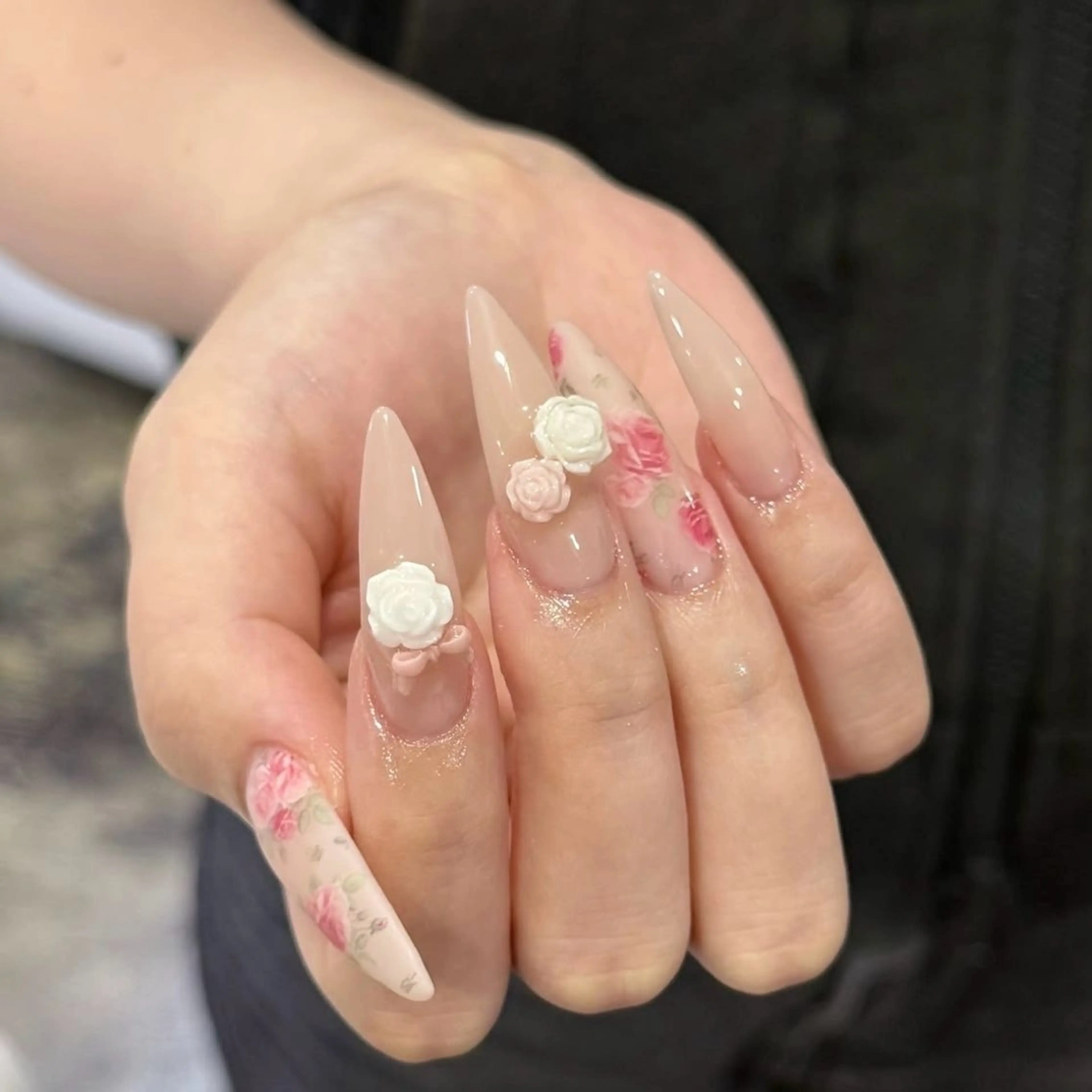 ネイル アートネイル フレンチネイル ジェルネイル マグネットネイル 持ち込み ハンドネイル Ribbonnail salonのネイルデザイン
