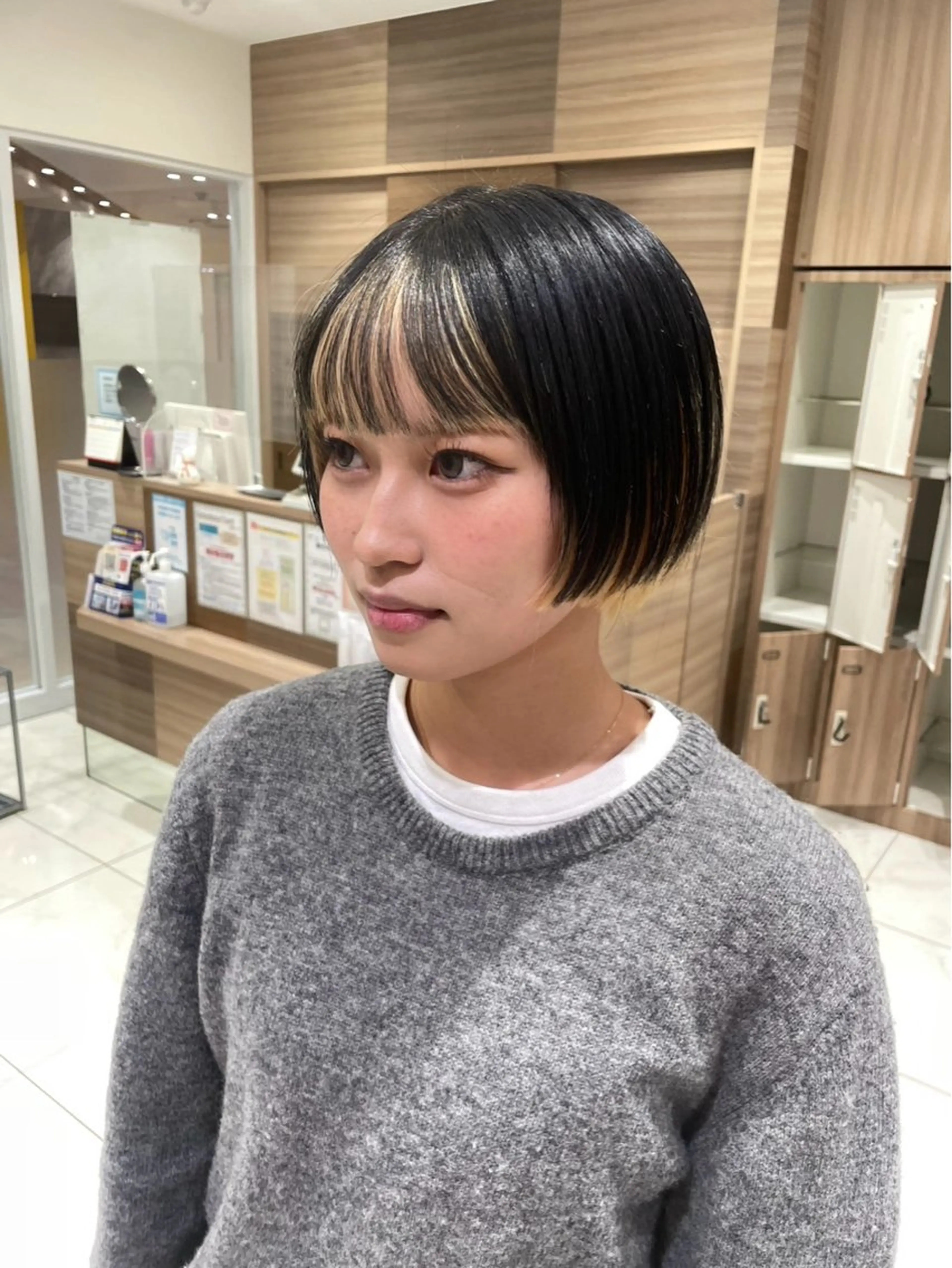 ショート ヘアカラー 玉村 愛李 【ash 津田沼店】のヘアスタイル