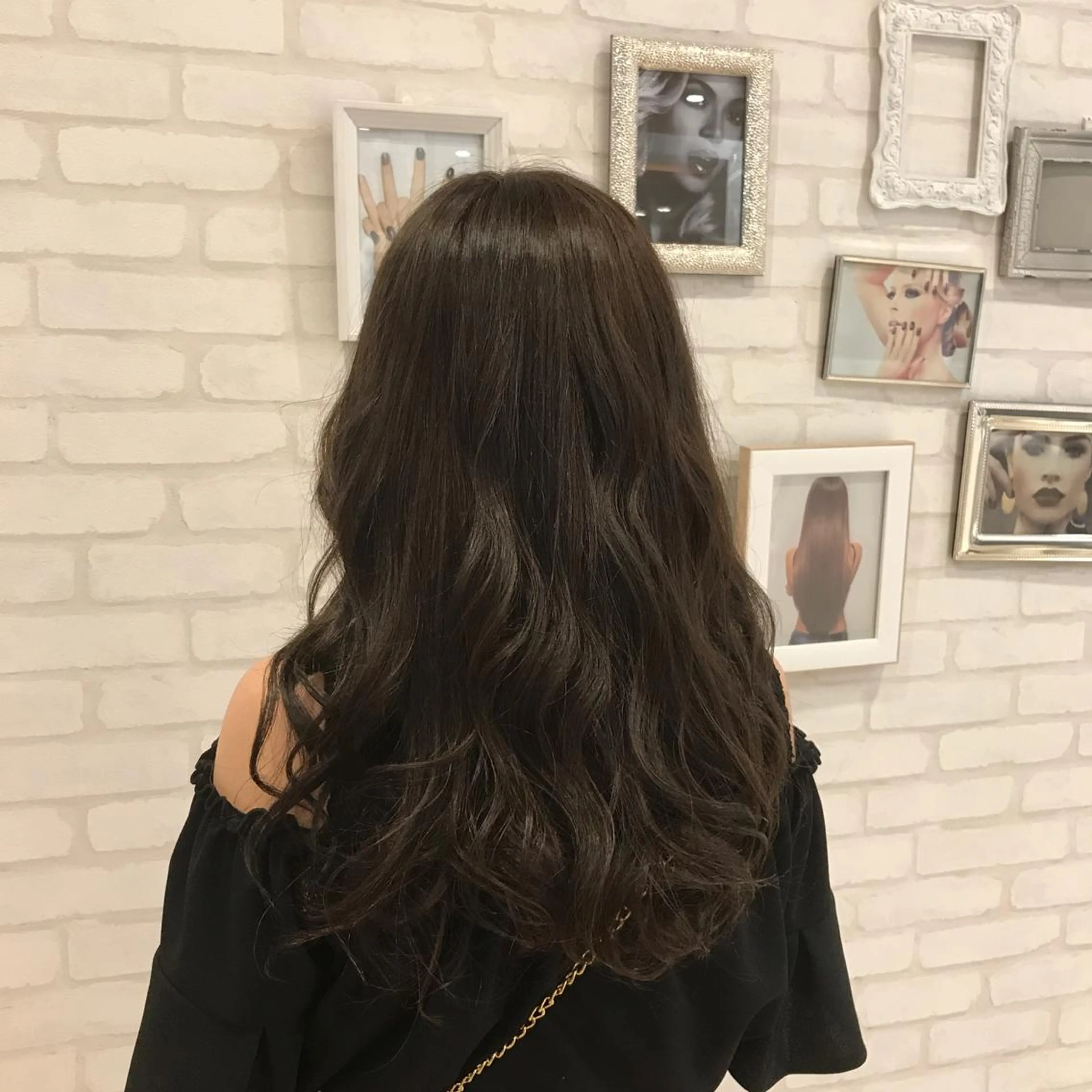 ロング カラー グレージュ 【髪質改善】 夏目結以のヘアスタイル