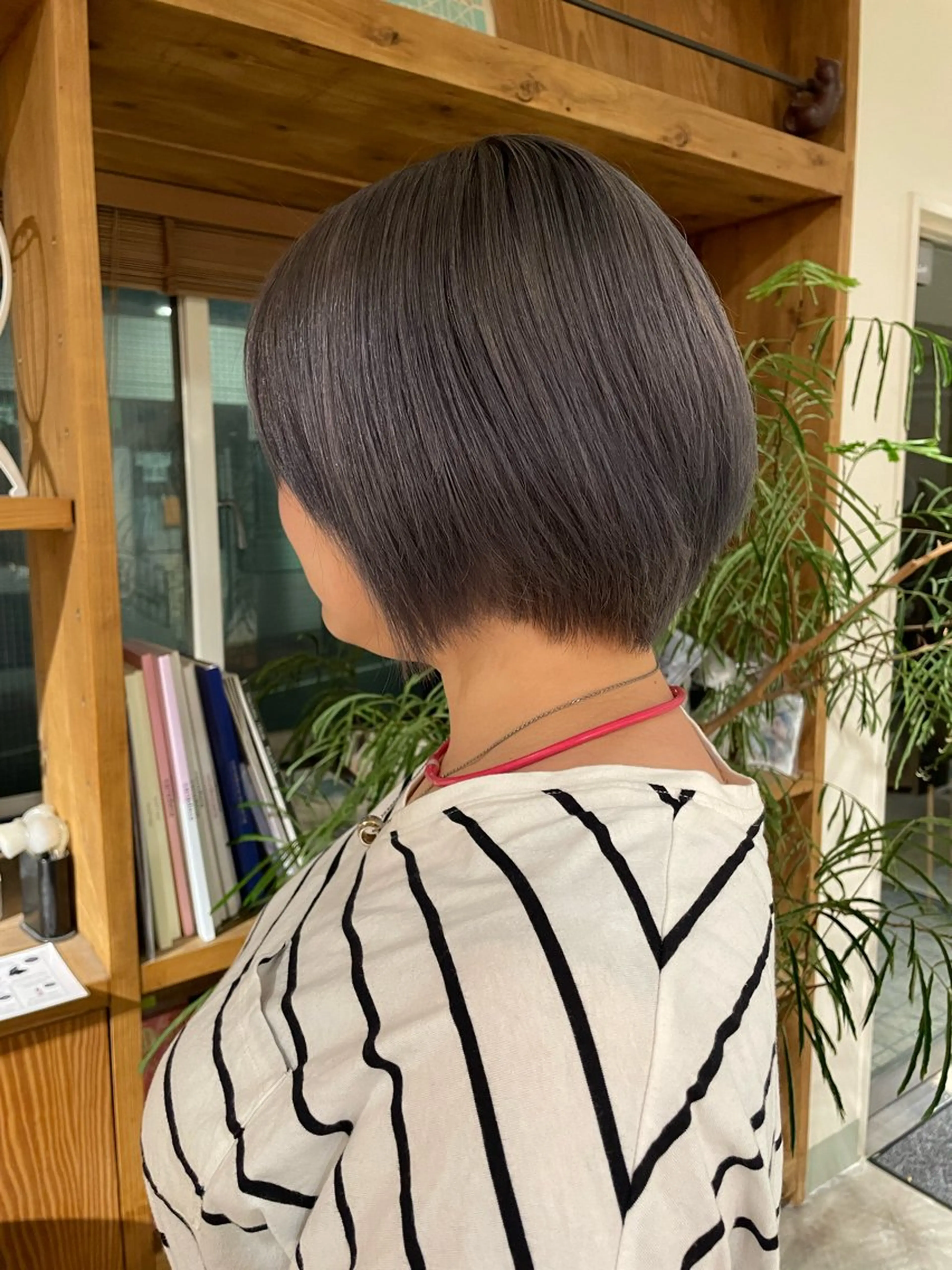 ショート カラー 透明感カラー🫧/ レイヤー/髪質改善のヘアスタイル