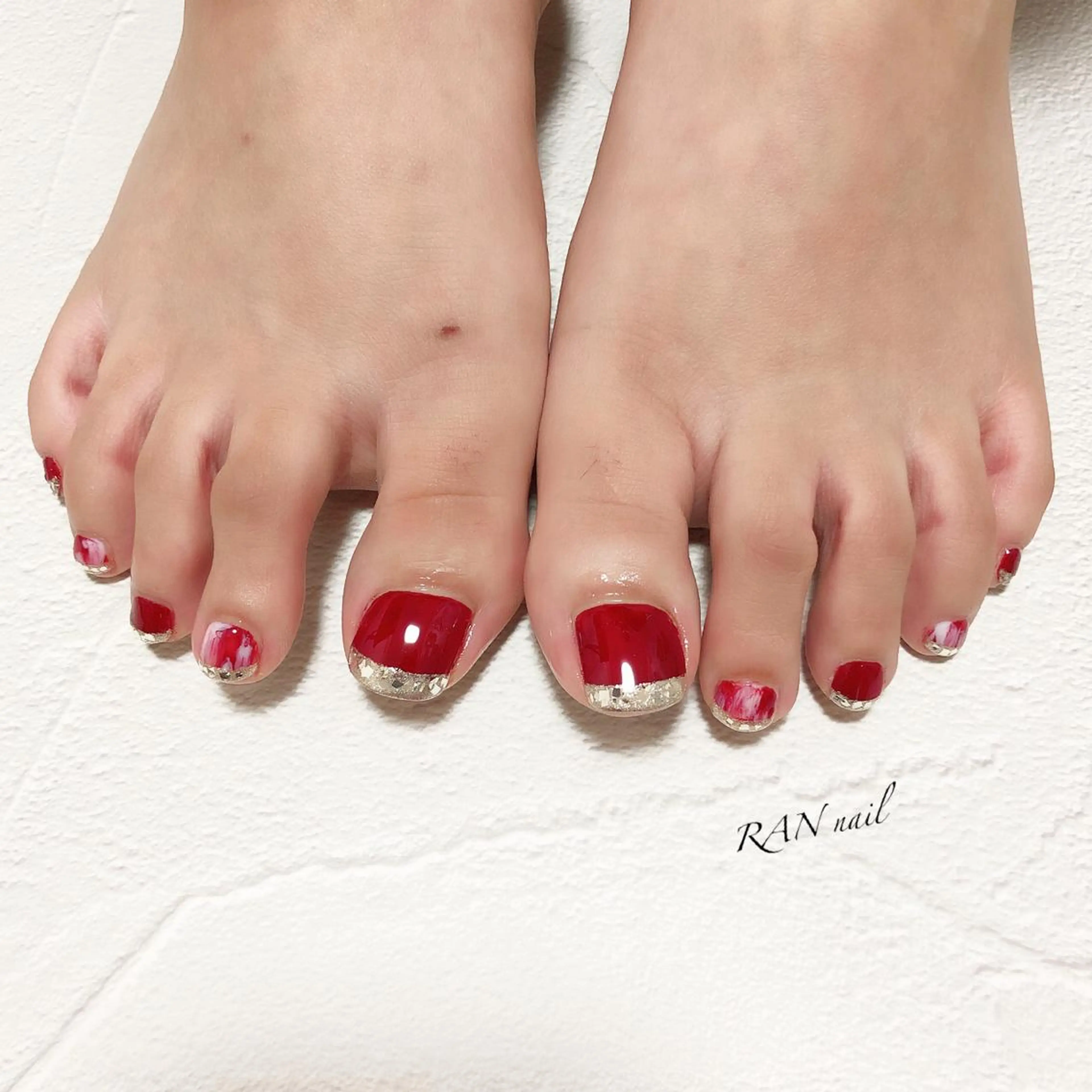 ネイル フットネイル フレンチネイル ガラスフレンチ キラキラネイル オフィスネイル ハンドネイル フットネイル RAN nailのネイルデザイン