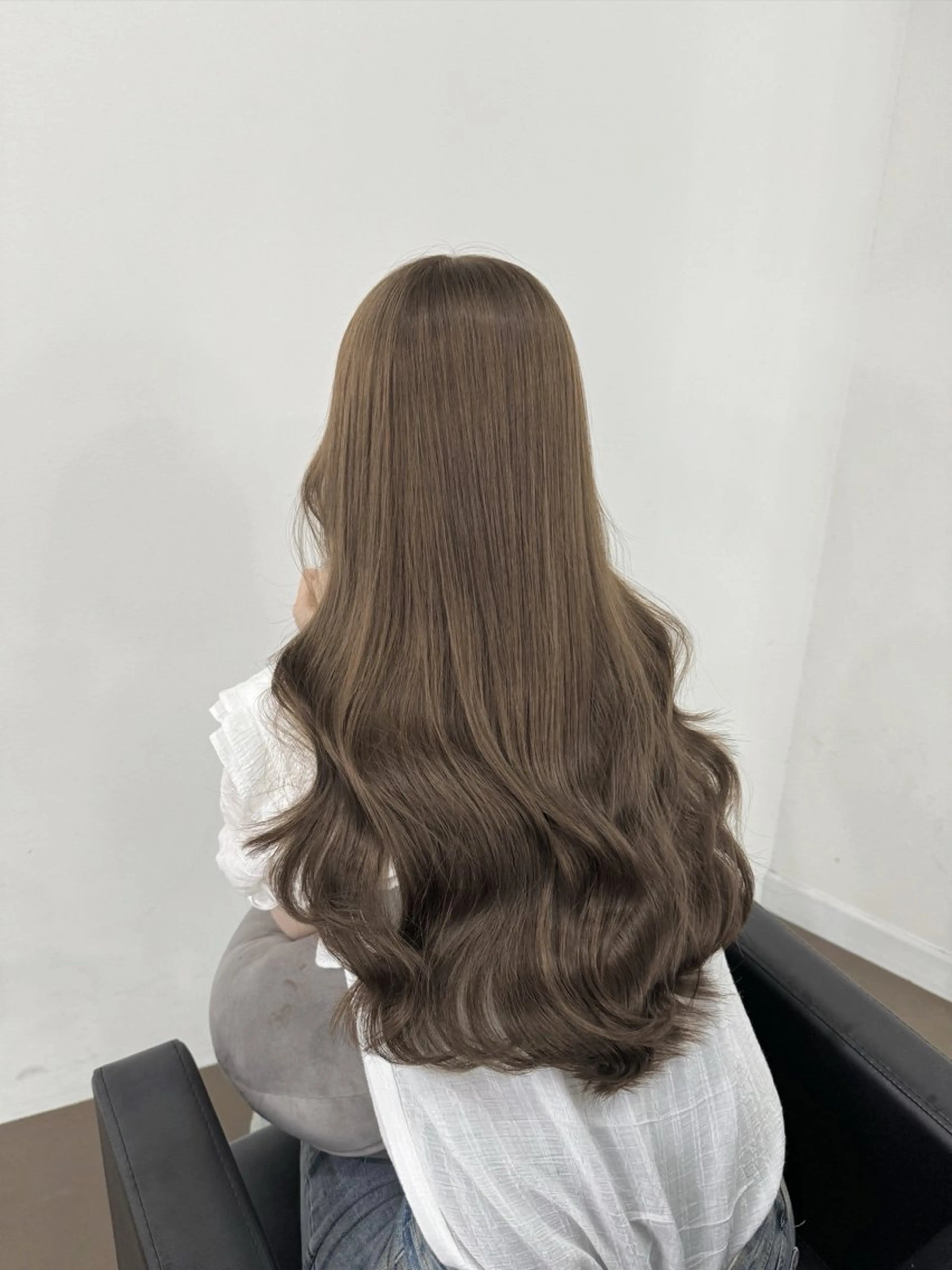 ロング ボブ くびれヘア 髪質改善 韓国風ヘア レイヤーカット 【ioe岡本】🐶 向井歩のヘアスタイル