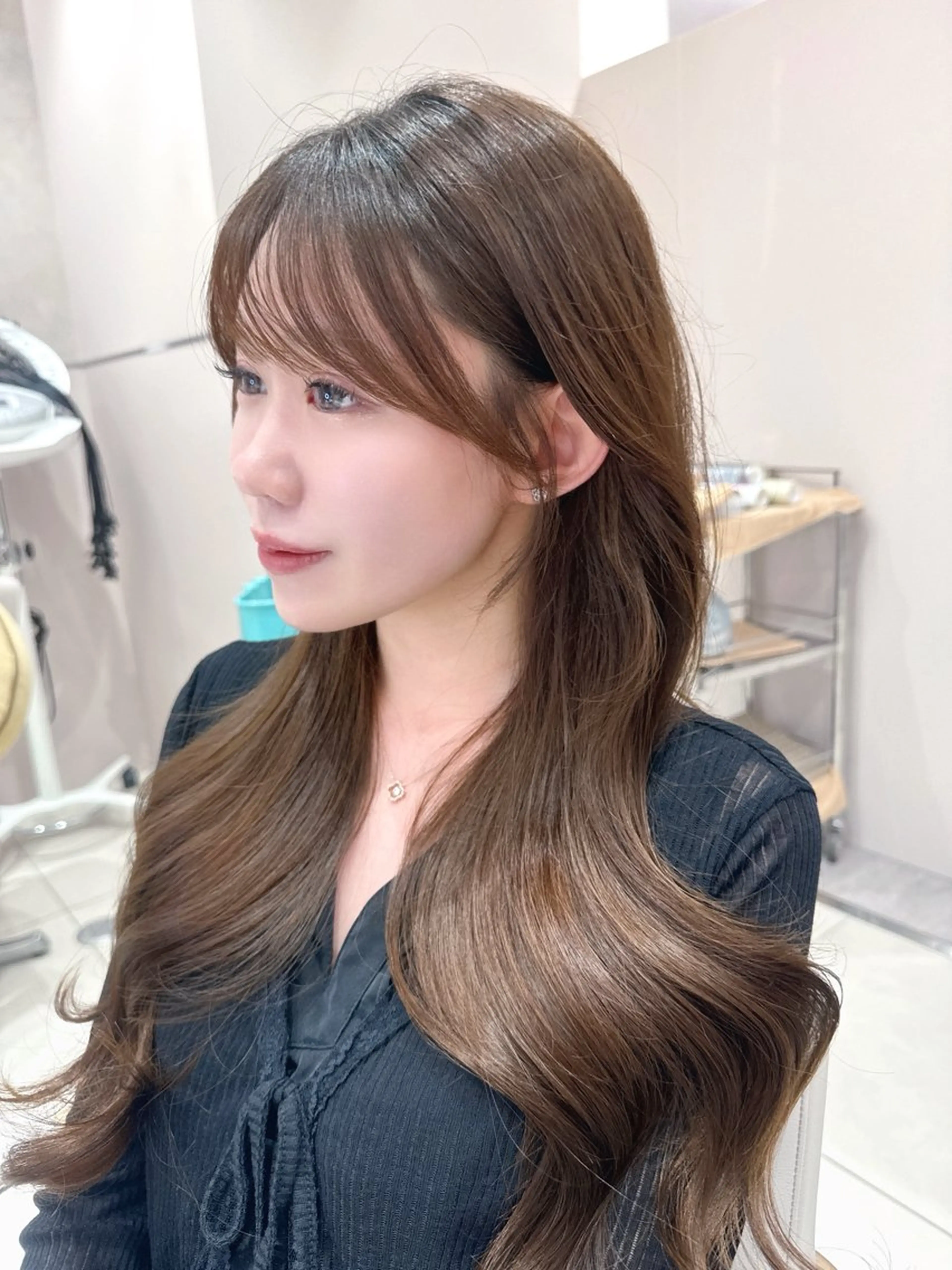 ミディアム カラー カット ヘアカラー トリートメント ヘッドスパ ヘアセット 韓国ヘア/レイヤー/ 顔まわり/りょーとのヘアスタイル