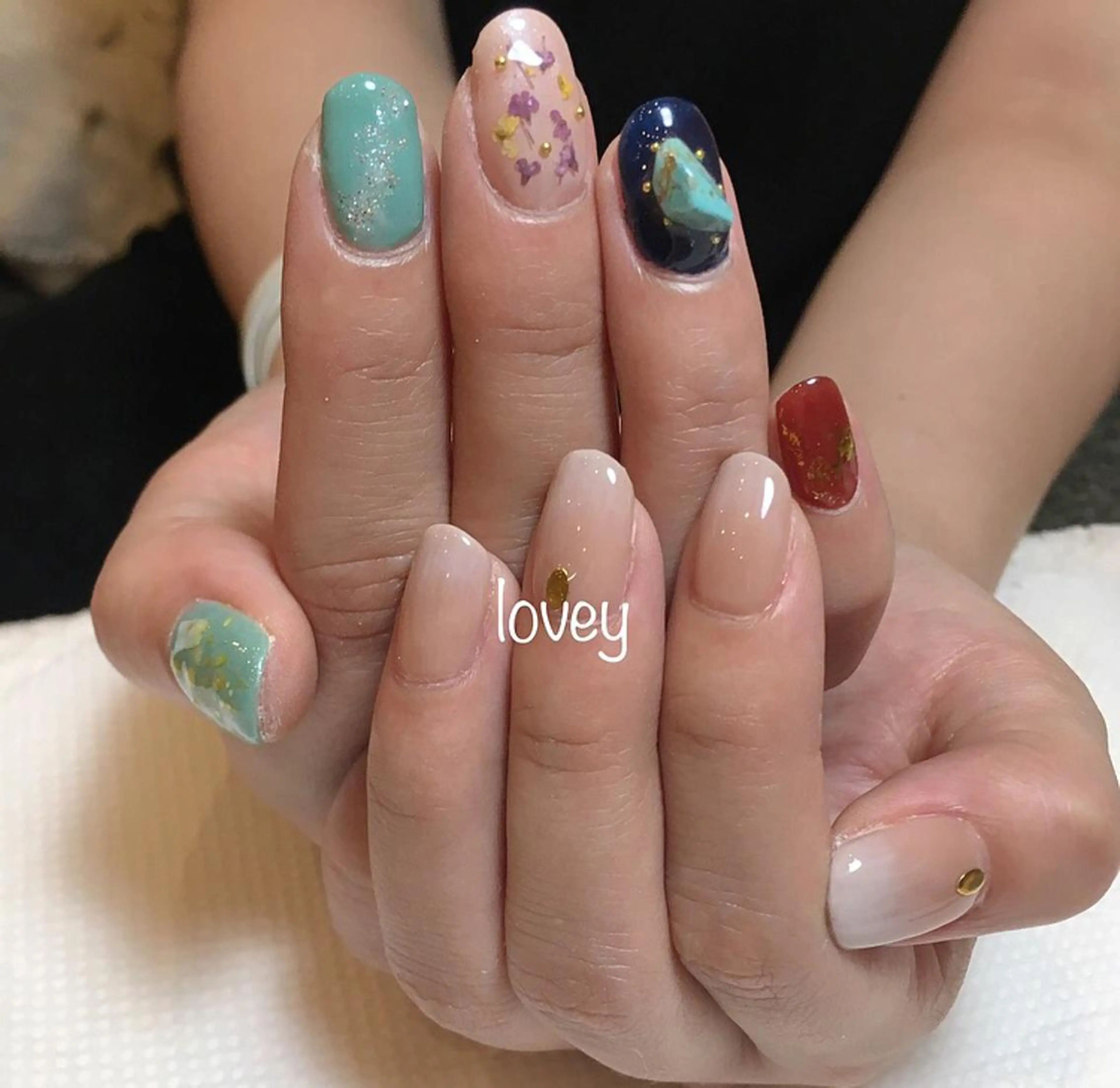 ネイル プライベートサロン loveyのネイルデザイン