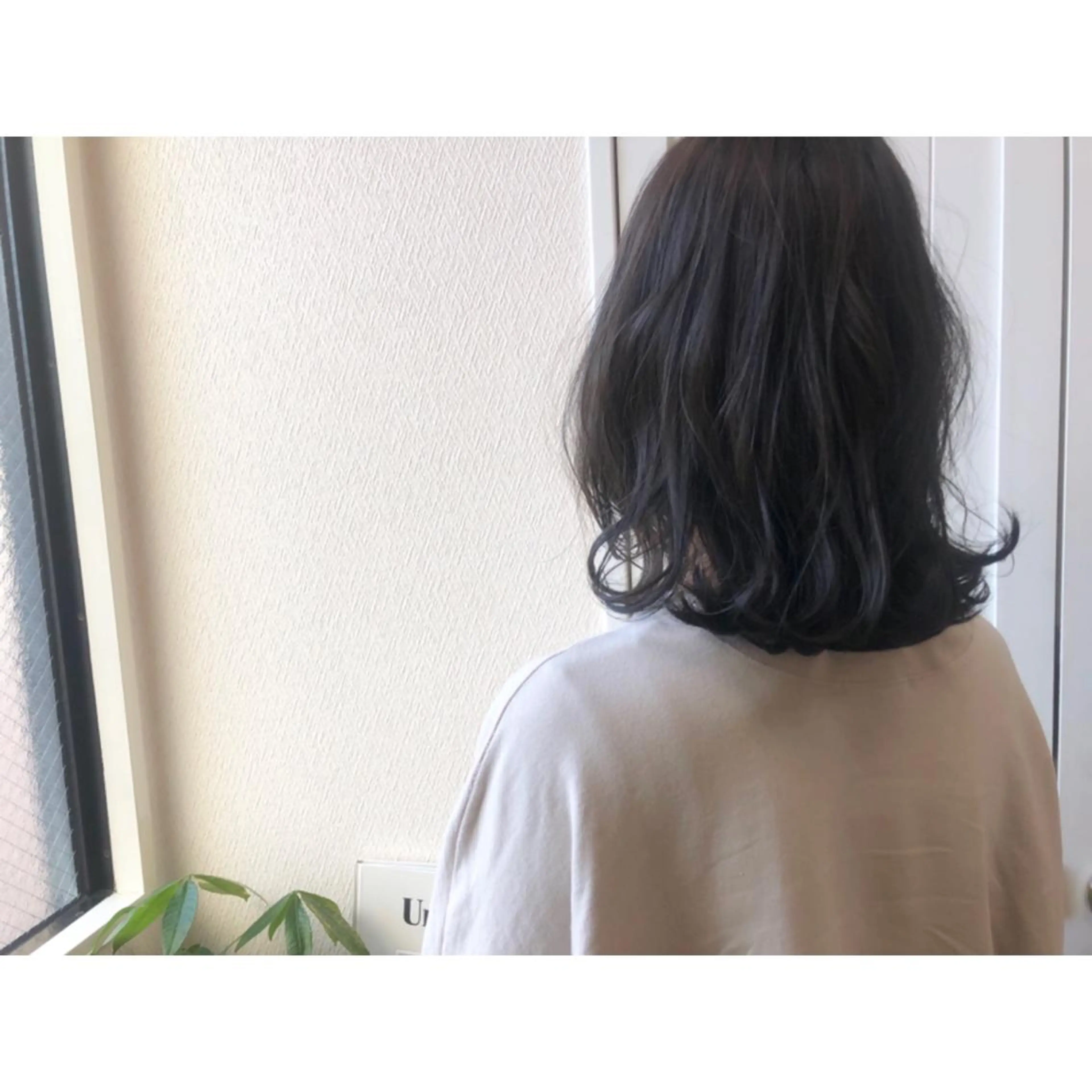 セミロング カラー アッシュ アッシュグレー アッシュグレージュ 黒髪 透明感カラー 江上拓郎/ショート /酸性ストレートのヘアスタイル