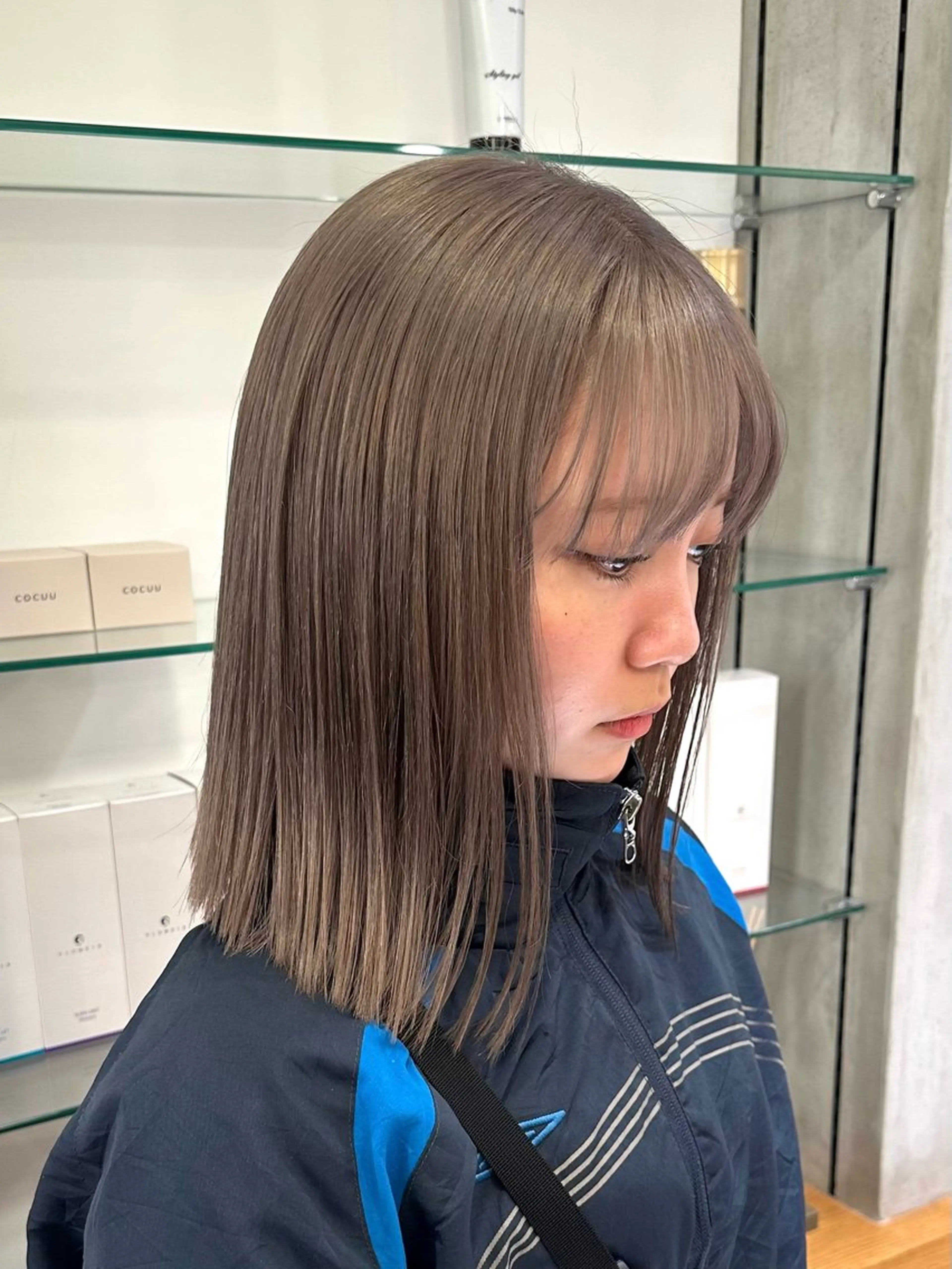 ミディアム ボブ リンダ所属・ボブ/ブリーチ /すずきのヘアスタイル