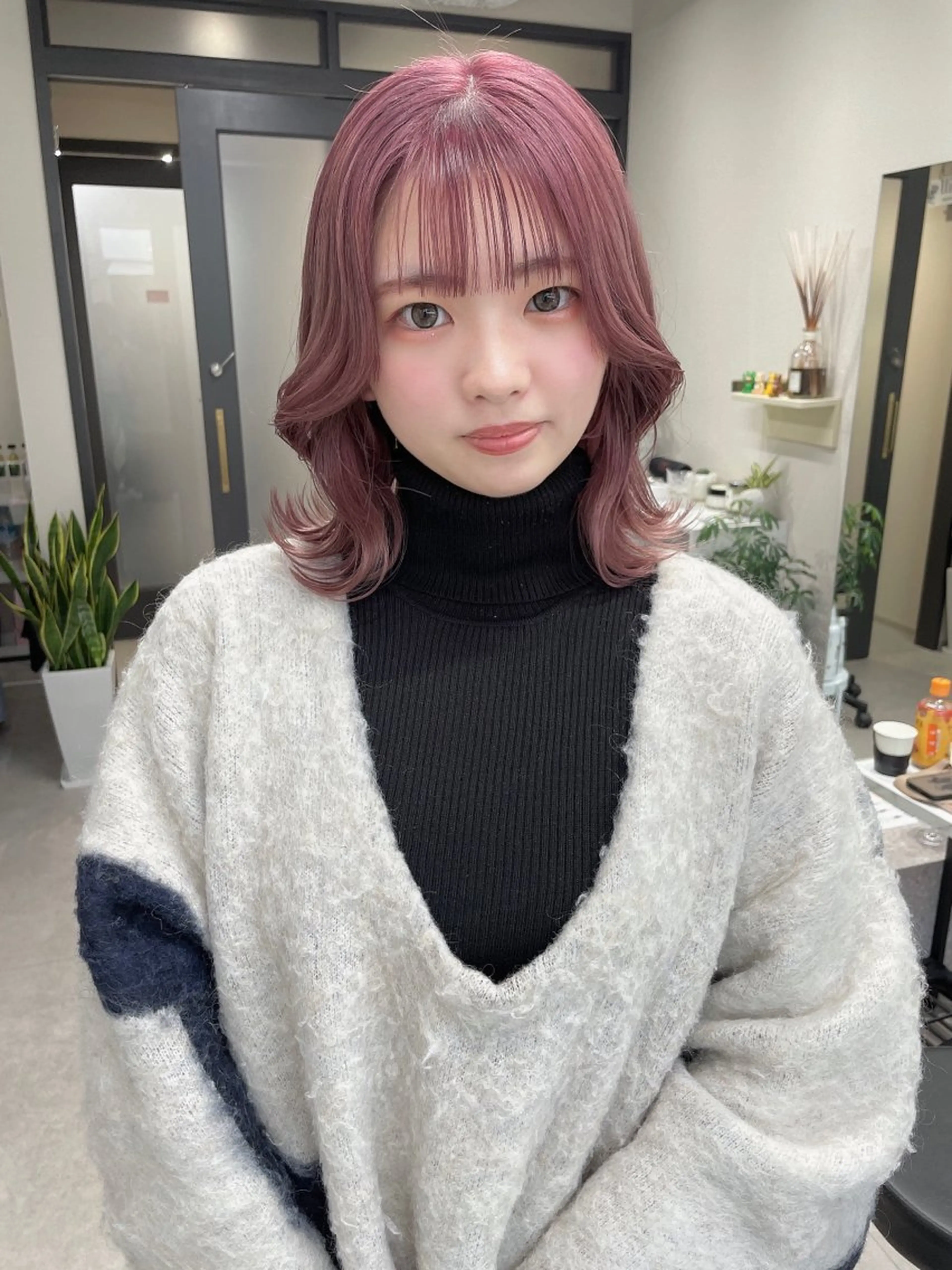 ミディアム カラー ヘアカラー トリートメント 髪質改善will hairdesignのヘアスタイル