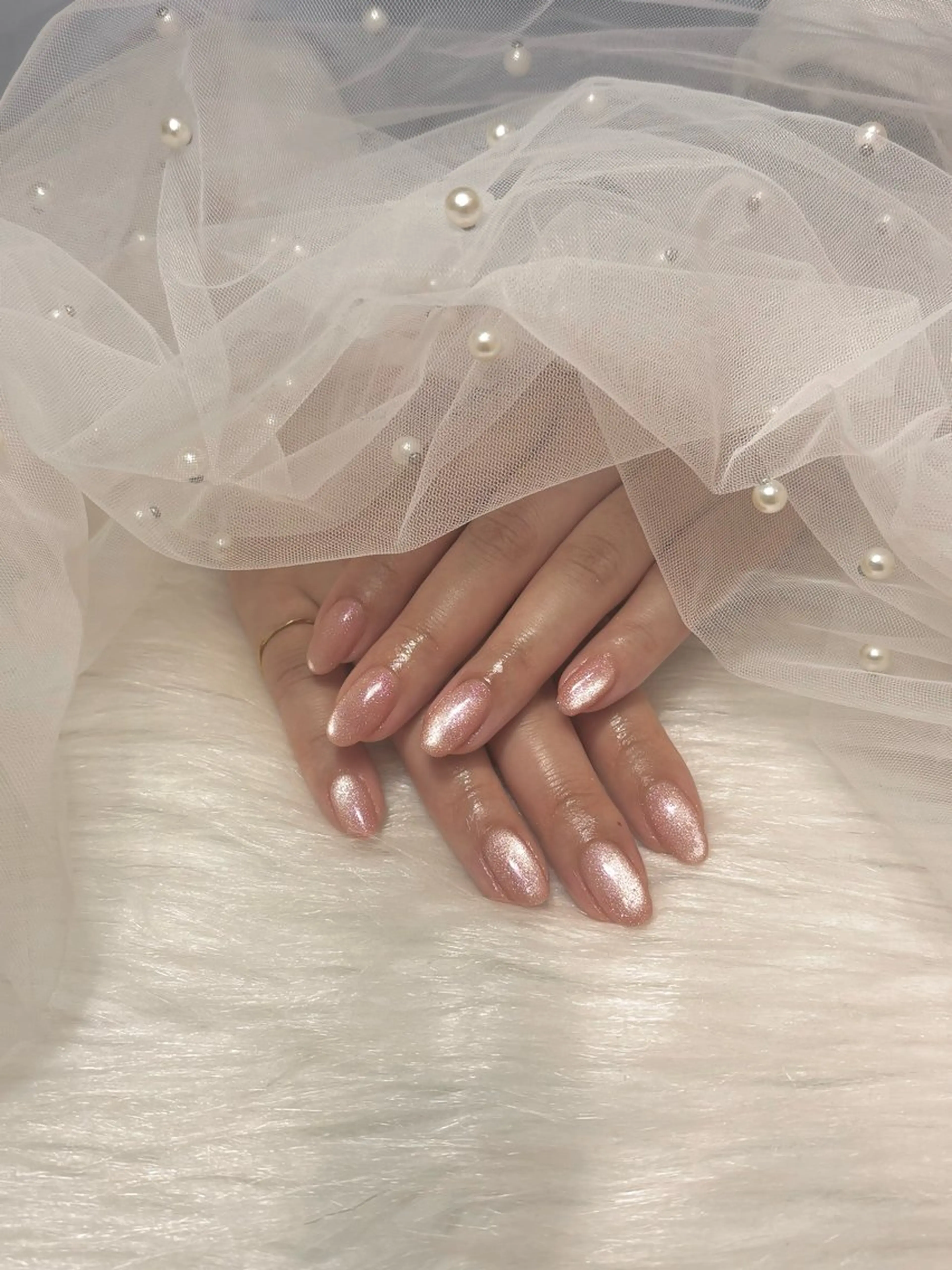 ネイル マグネットネイル ピンク ハンドネイル kokomi 🧸のネイルデザイン