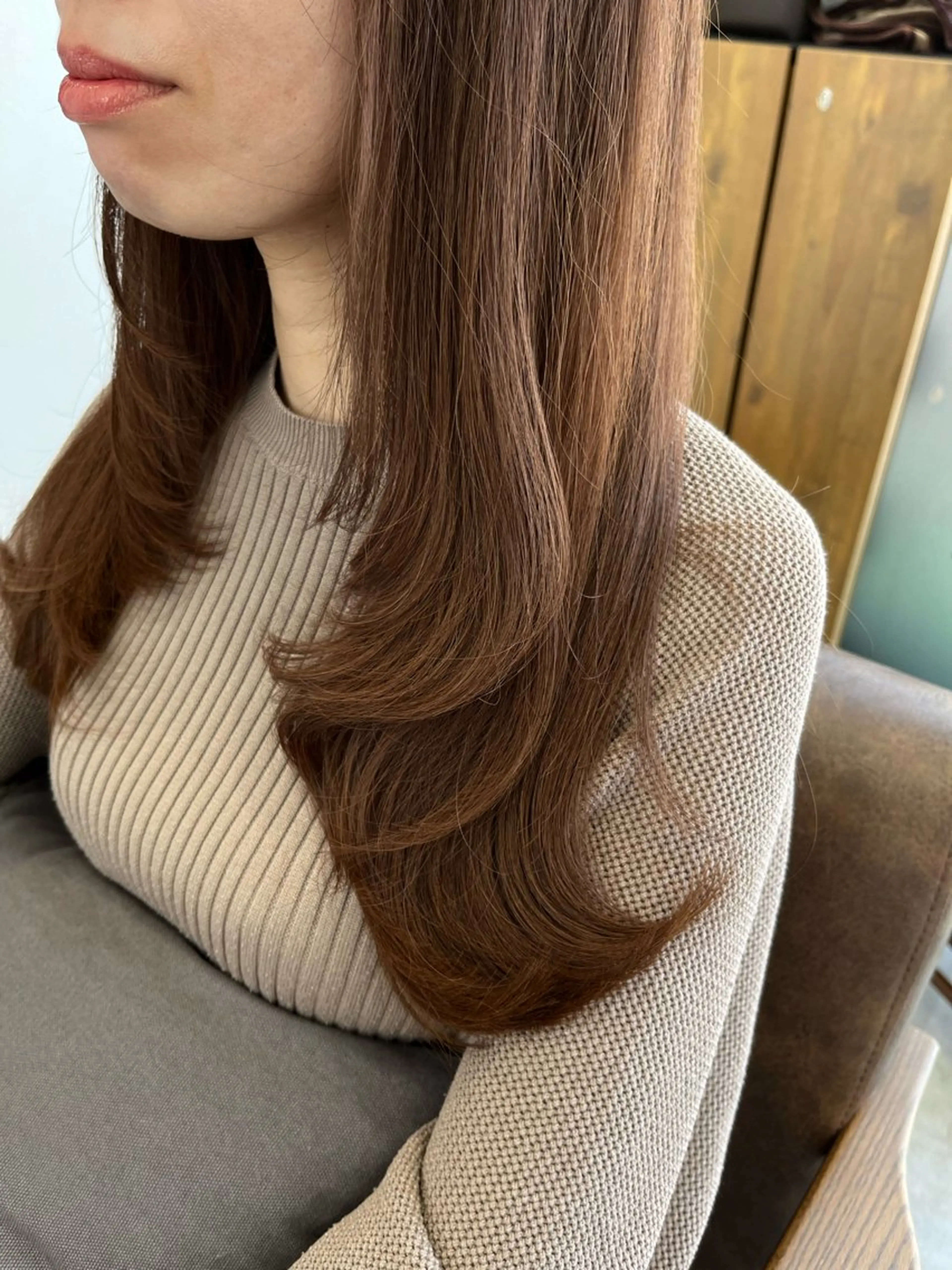 ロング レイヤーカット カット 暖色＊ベージュ ＊くらたあやかのヘアスタイル